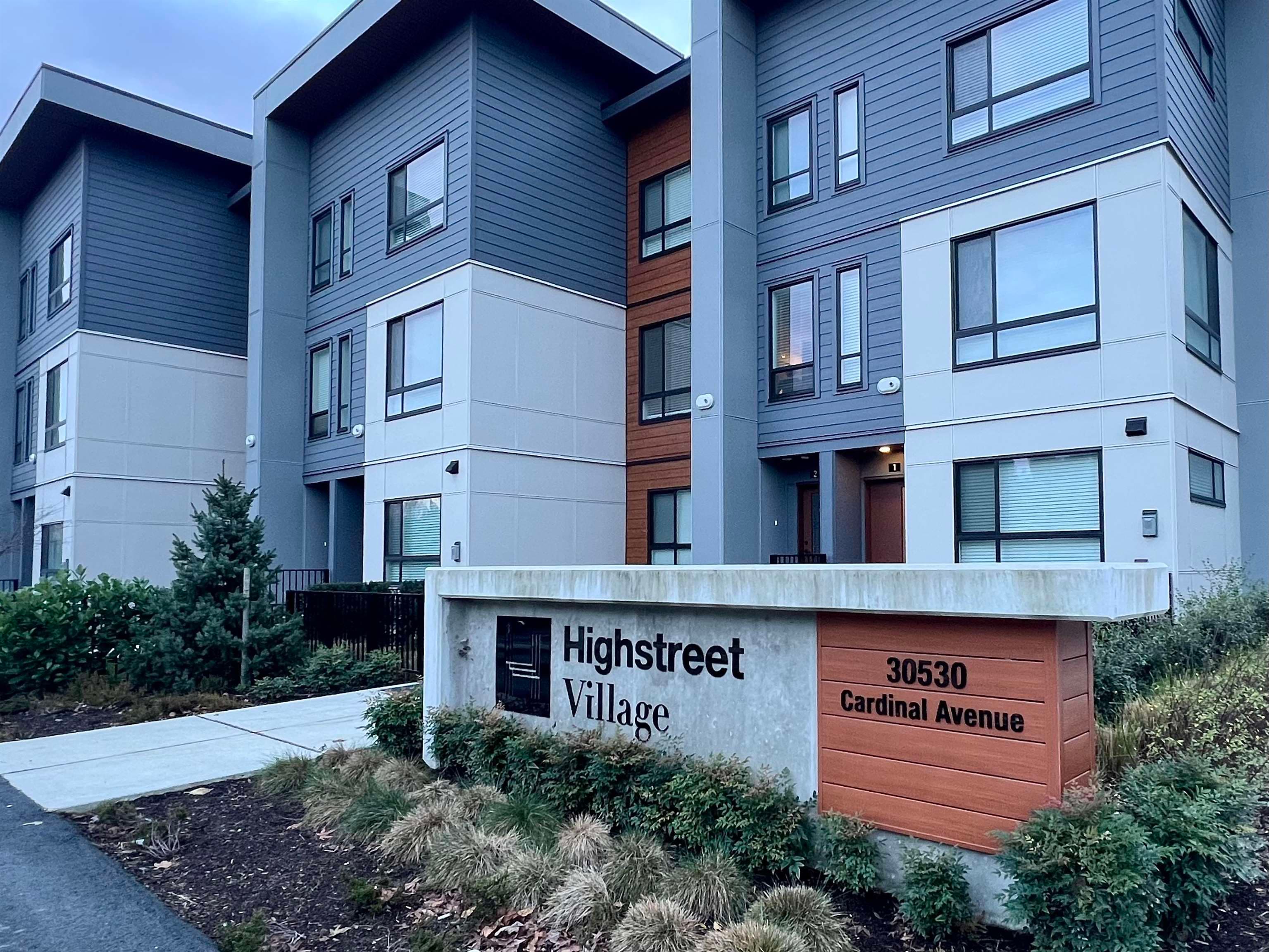 1 - 30530 Cardinal Avenue, Abbotsford, V2T 0L5 — photo 1