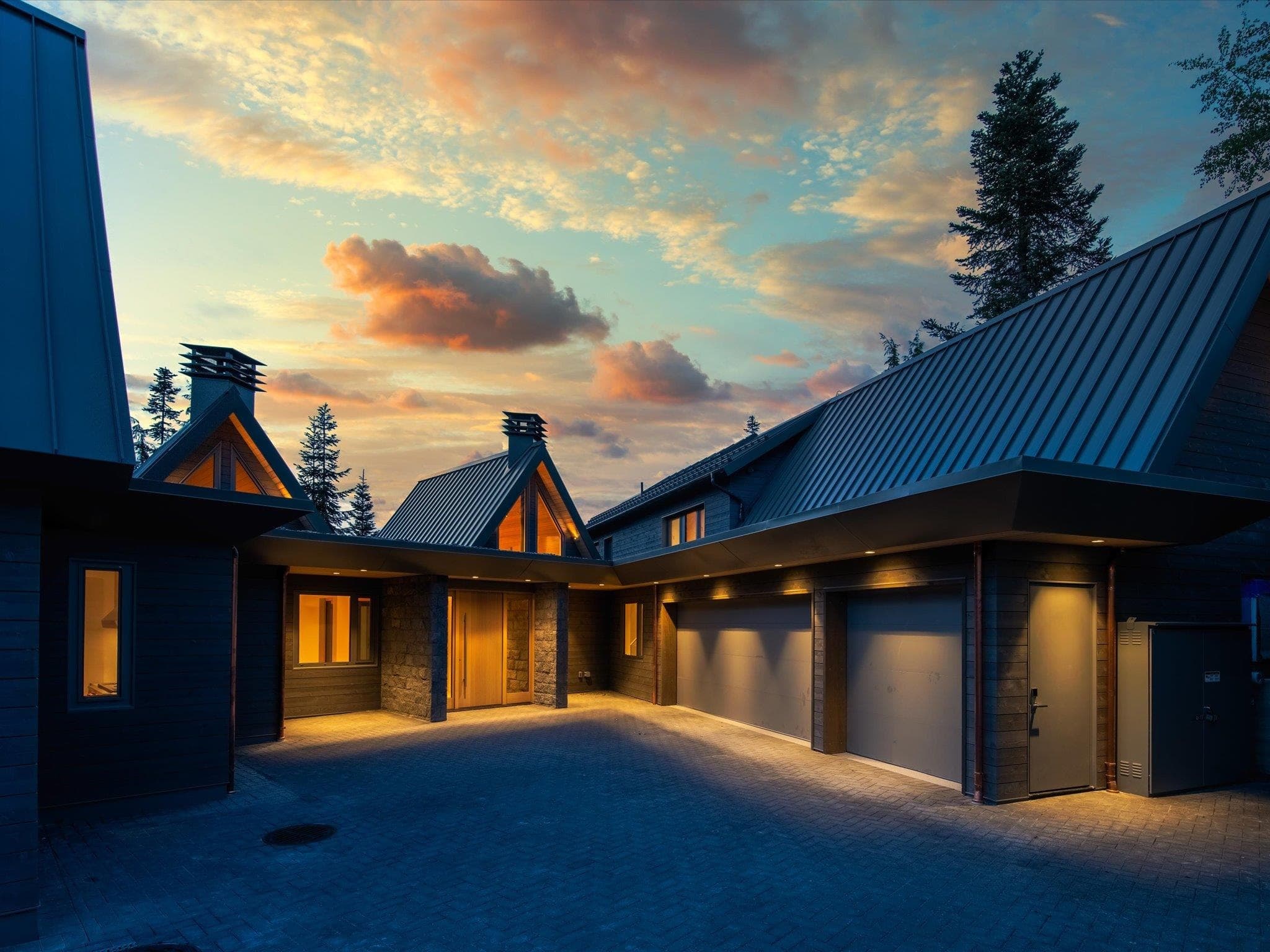 2925 Kadenwood Drive, Whistler, V8E 0L6 — photo 2