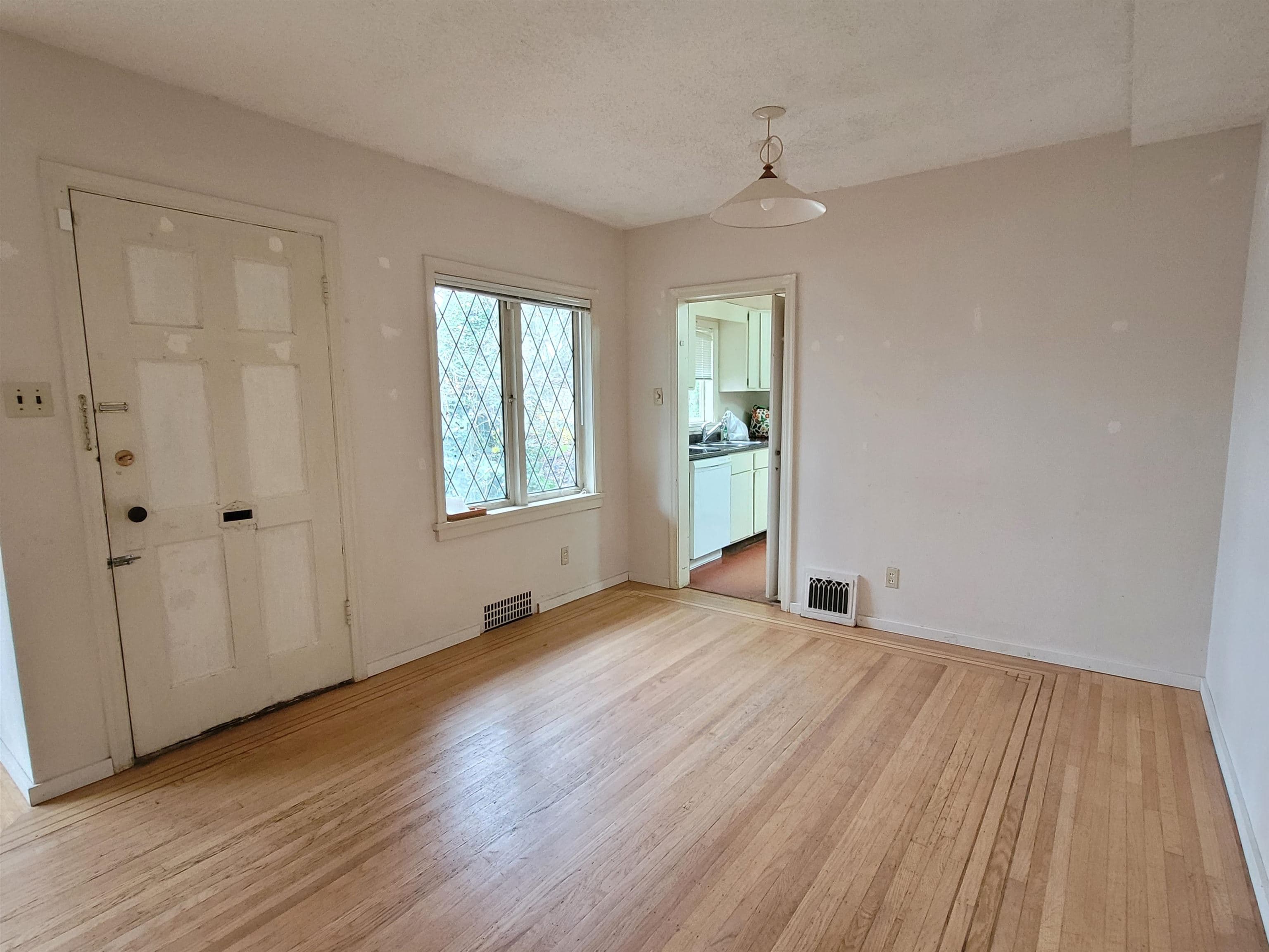 8468 Hudson Street, Vancouver, V6P 4M4 — photo 4