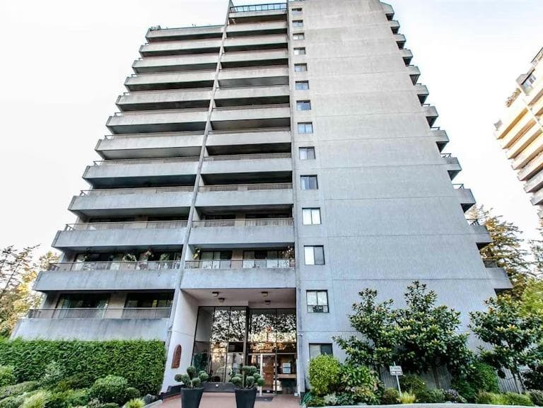 808 - 4194 Maywood Street, Burnaby