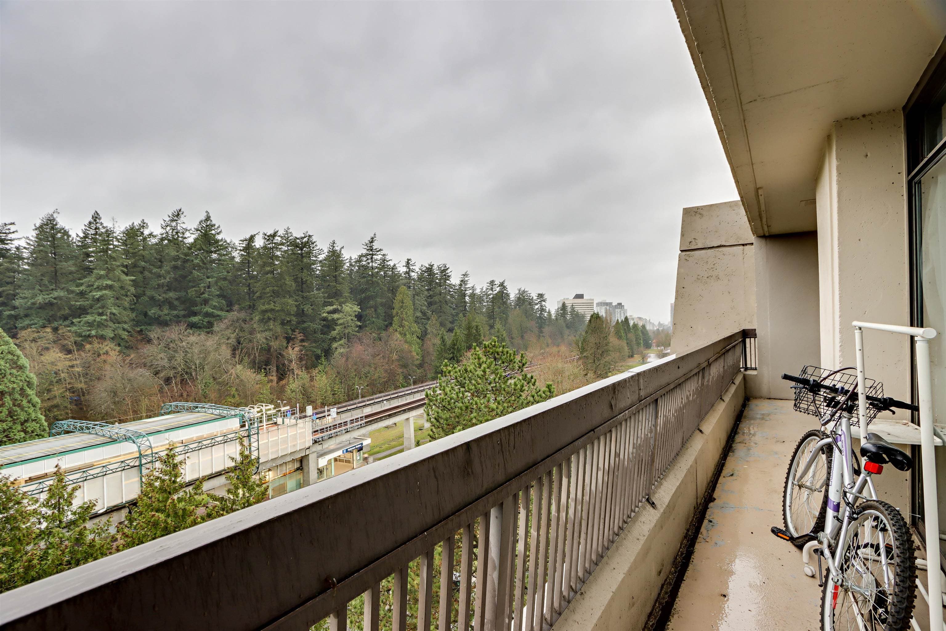 904 - 5932 Patterson Avenue, Burnaby