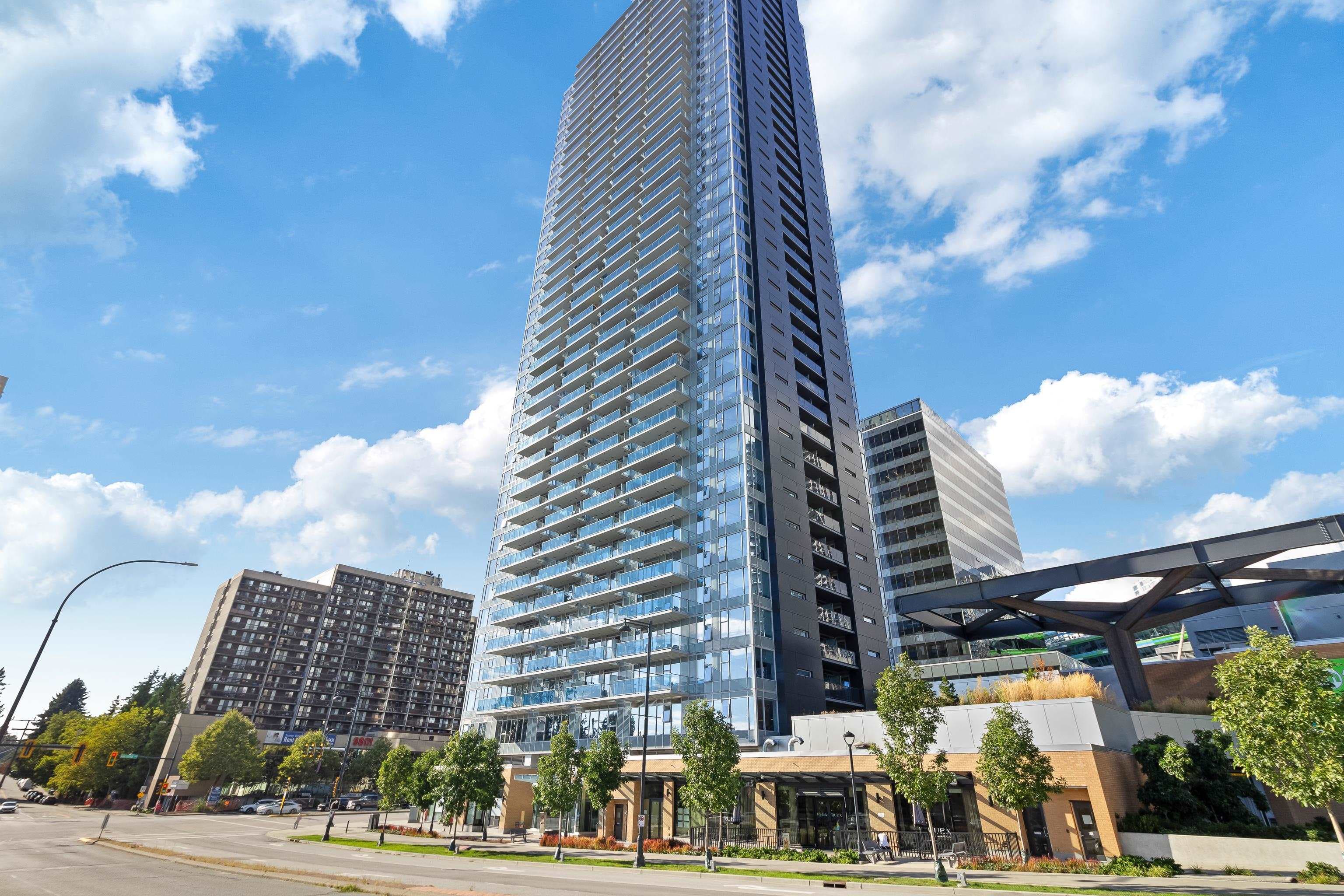 3412 - 13615 Fraser Highway, Surrey, V3T 0P7 — photo 1