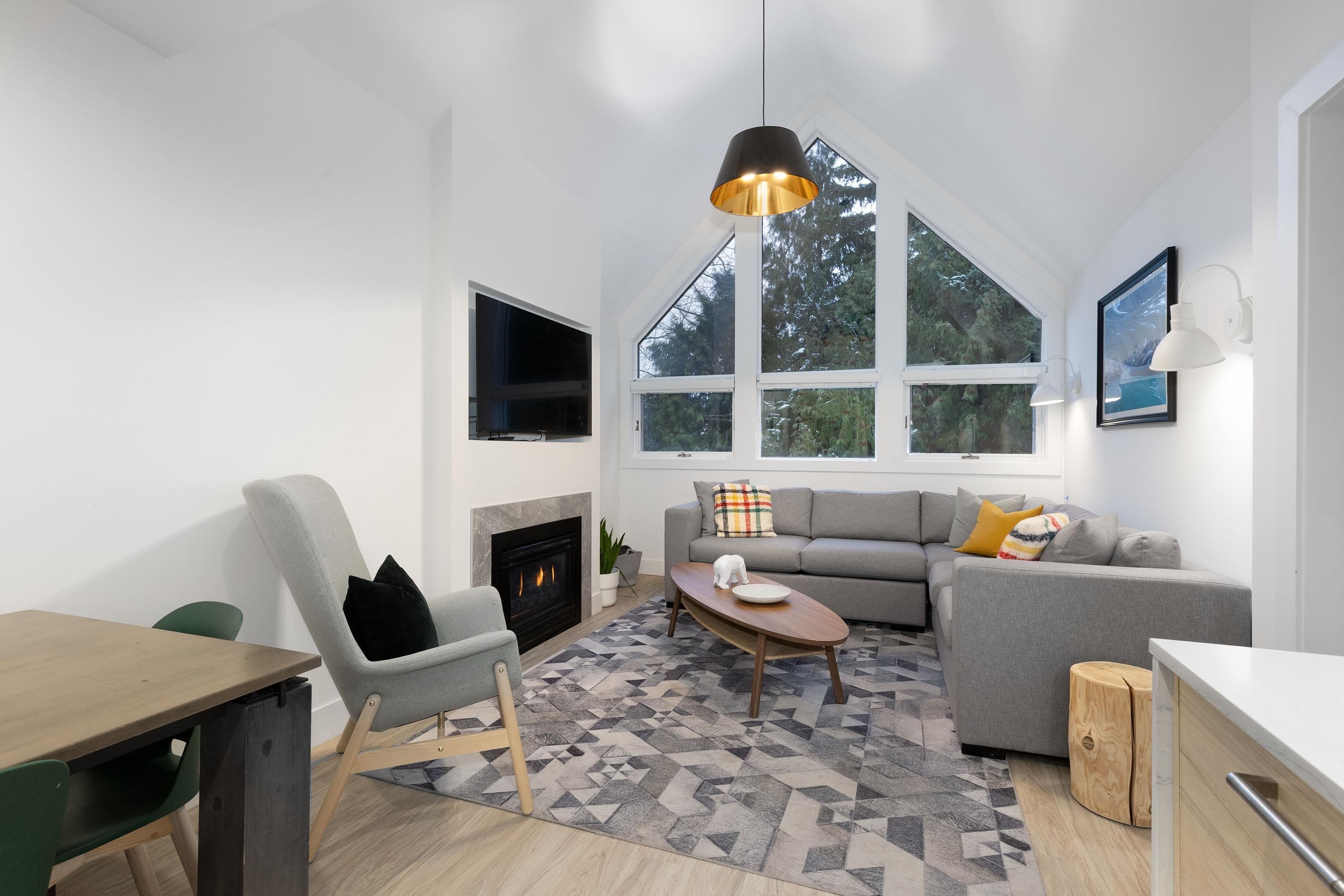 302 - 4365 Northlands Boulevard, Whistler, V8E 1C4 — photo 3