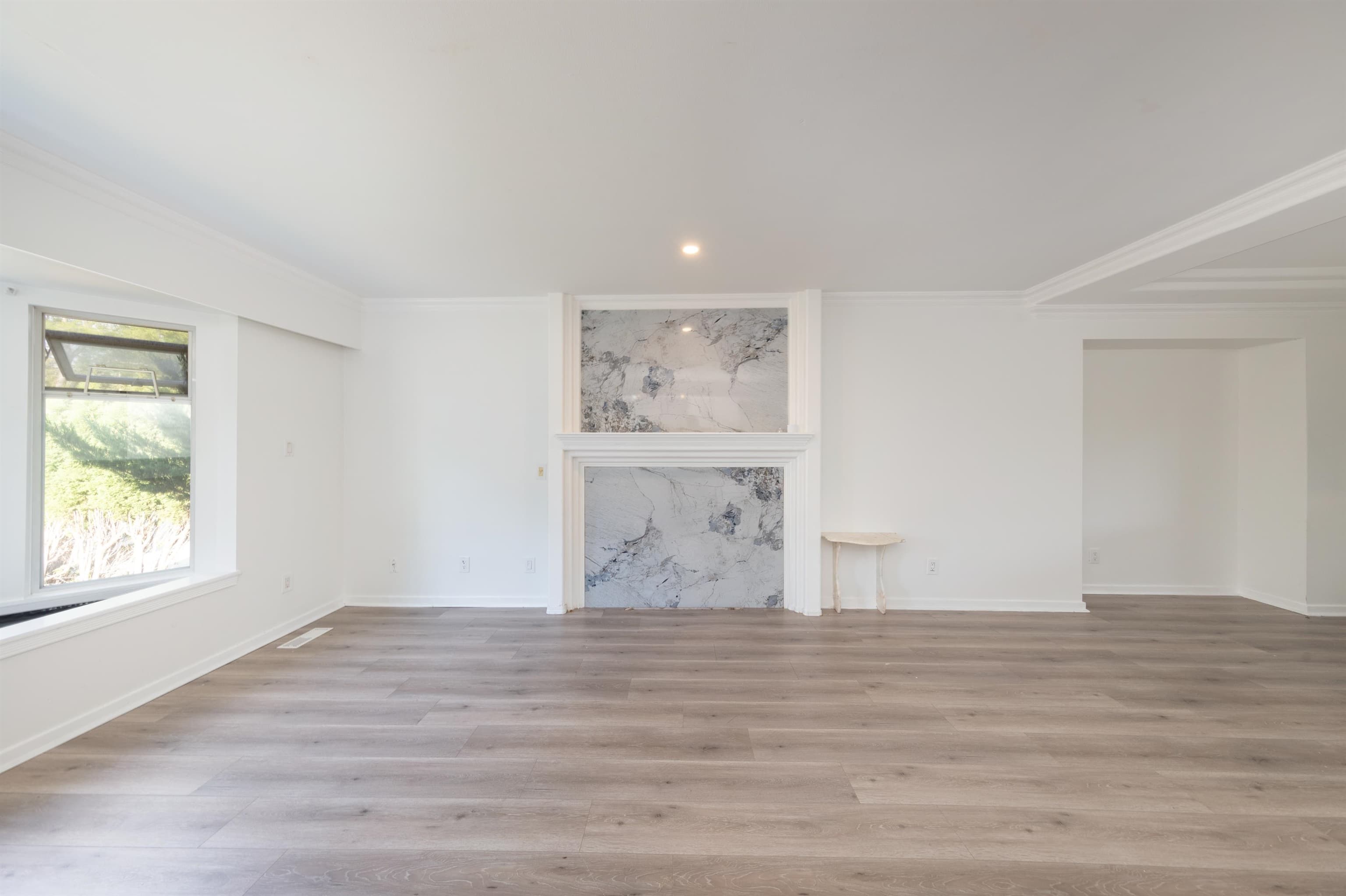 15032 Swallow Drive, Surrey, V3R 4X2 — photo 3
