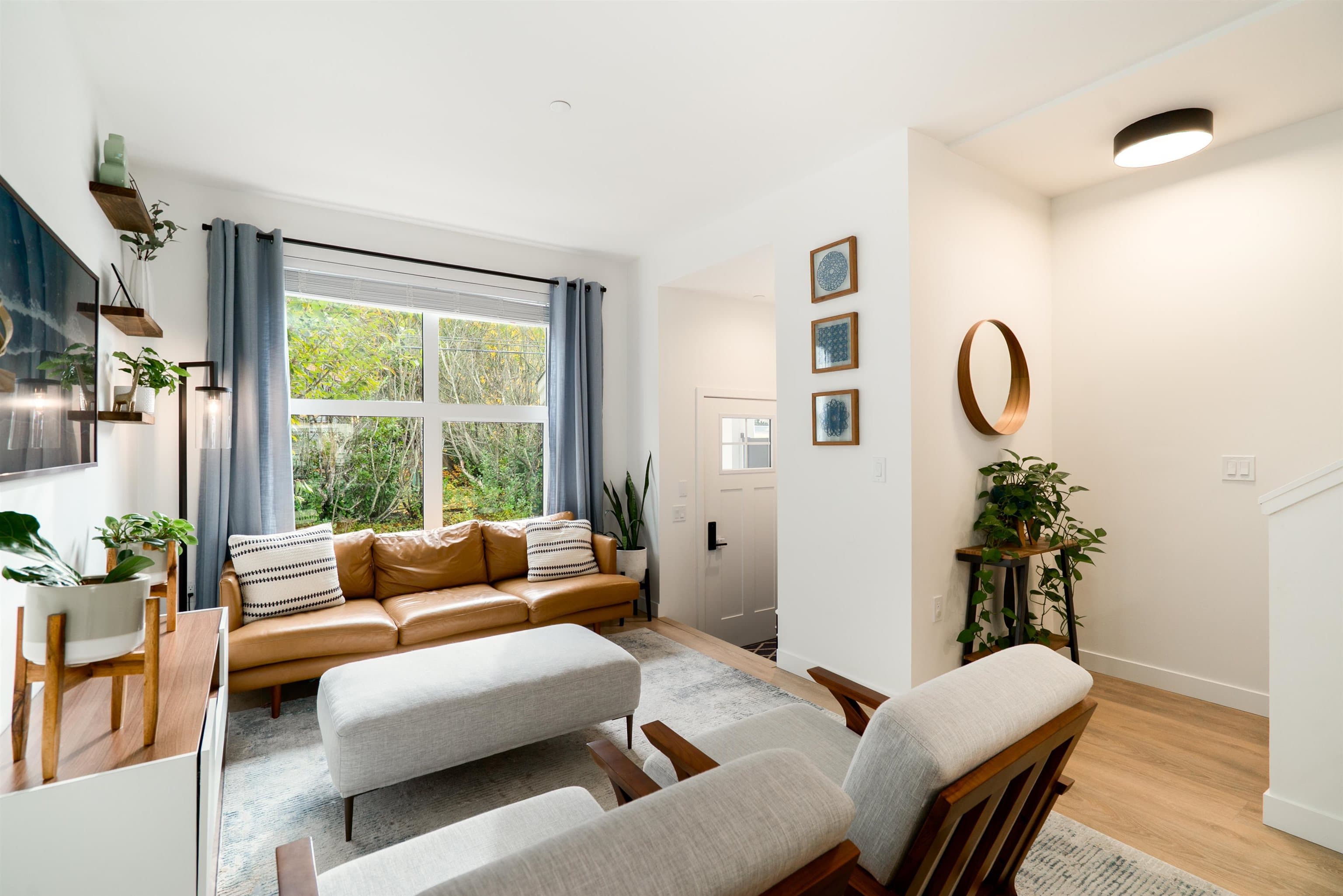2834 Hope Street, Port Moody, V3H 0L6 — photo 4