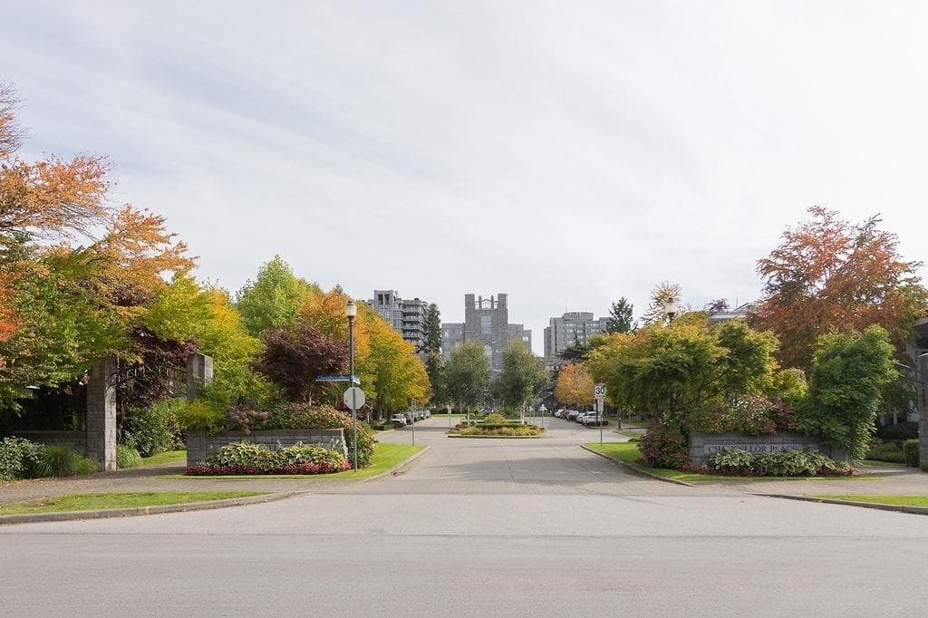 5952 Chancellor Mews, Vancouver, V6T 2L5 — photo 1
