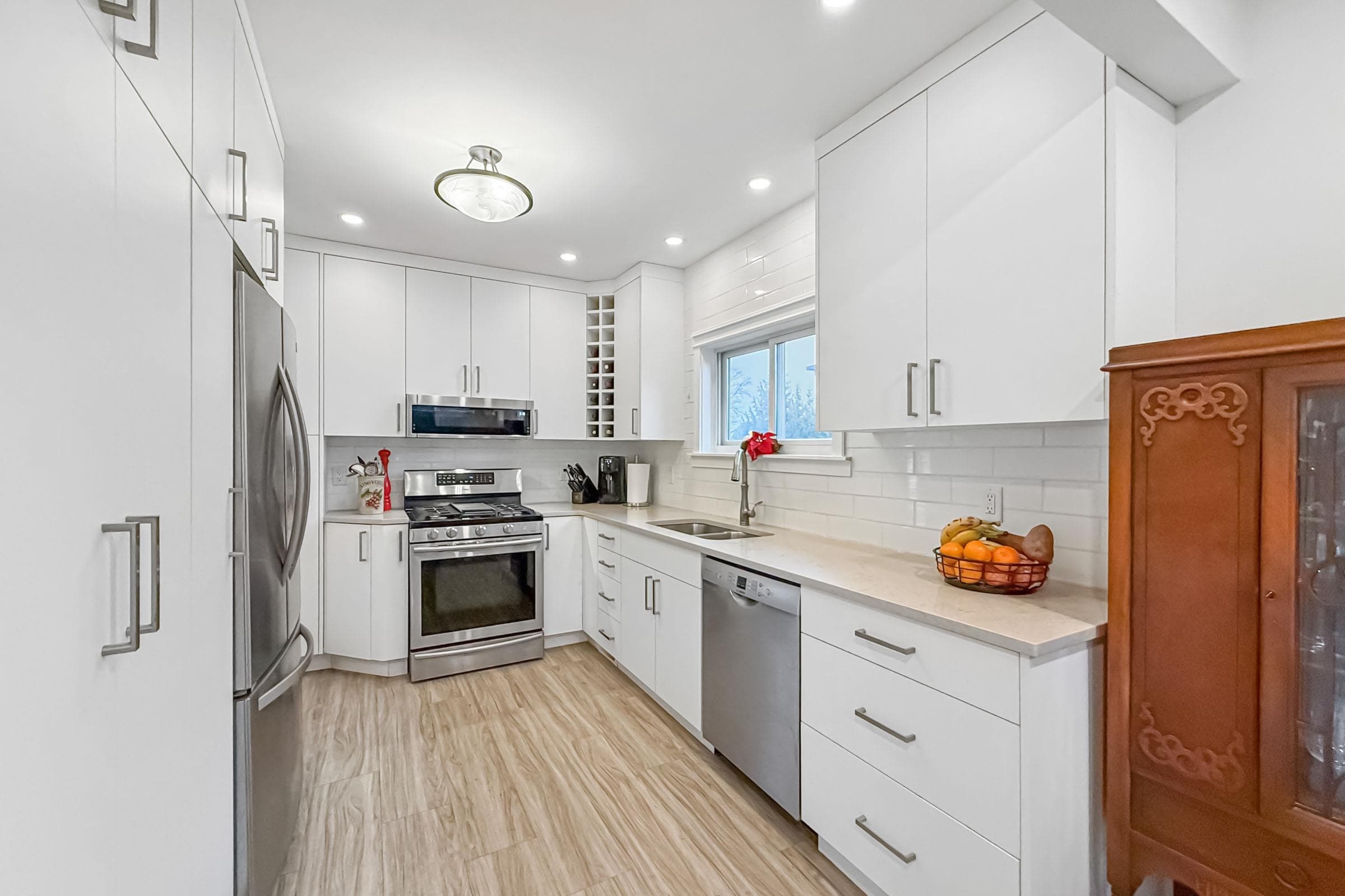 251 Pembina Street, New Westminster, V3M 5J3 — photo 3