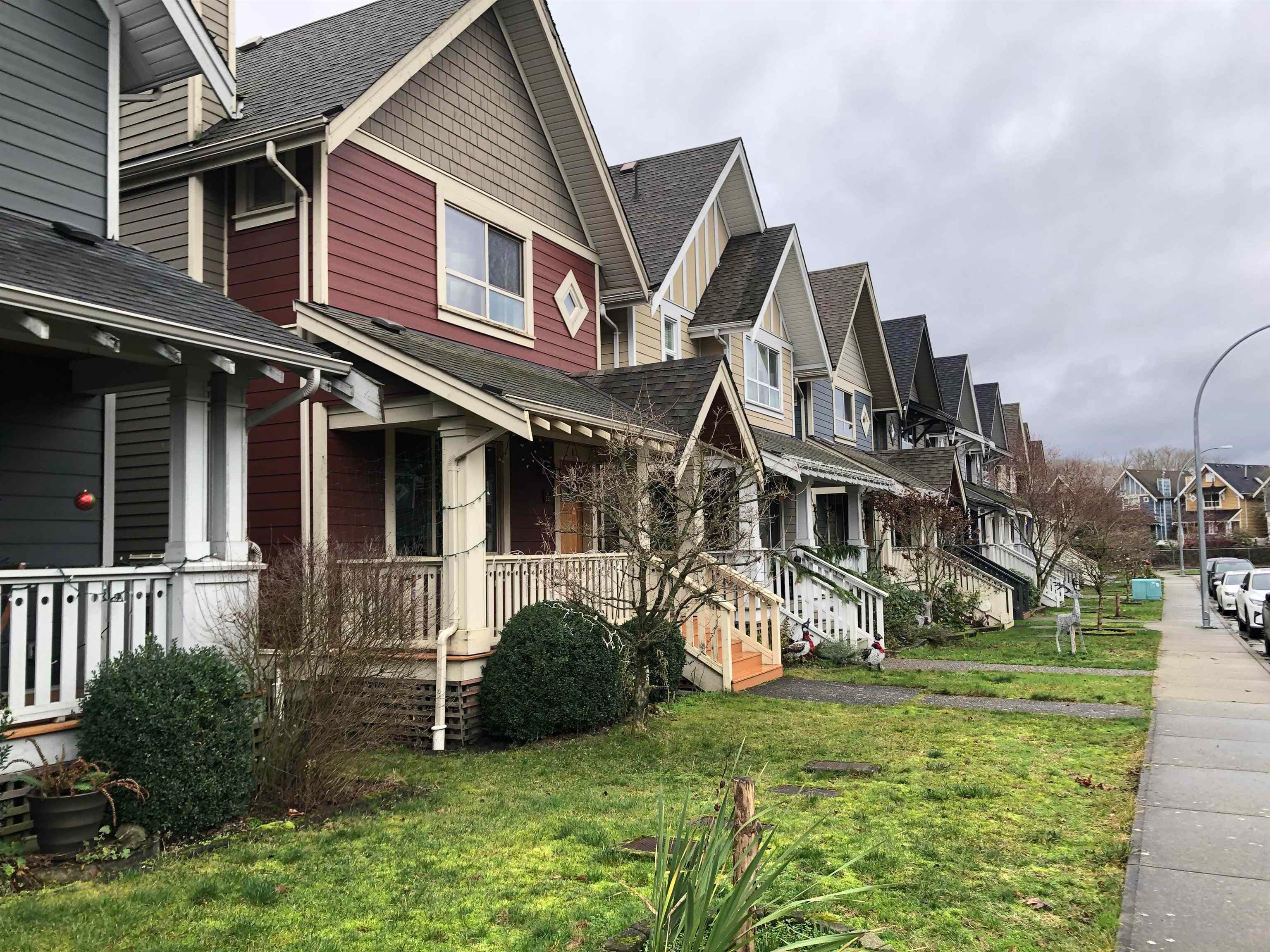 252 Jensen Street, New Westminster, V3M 0E7 — photo 2