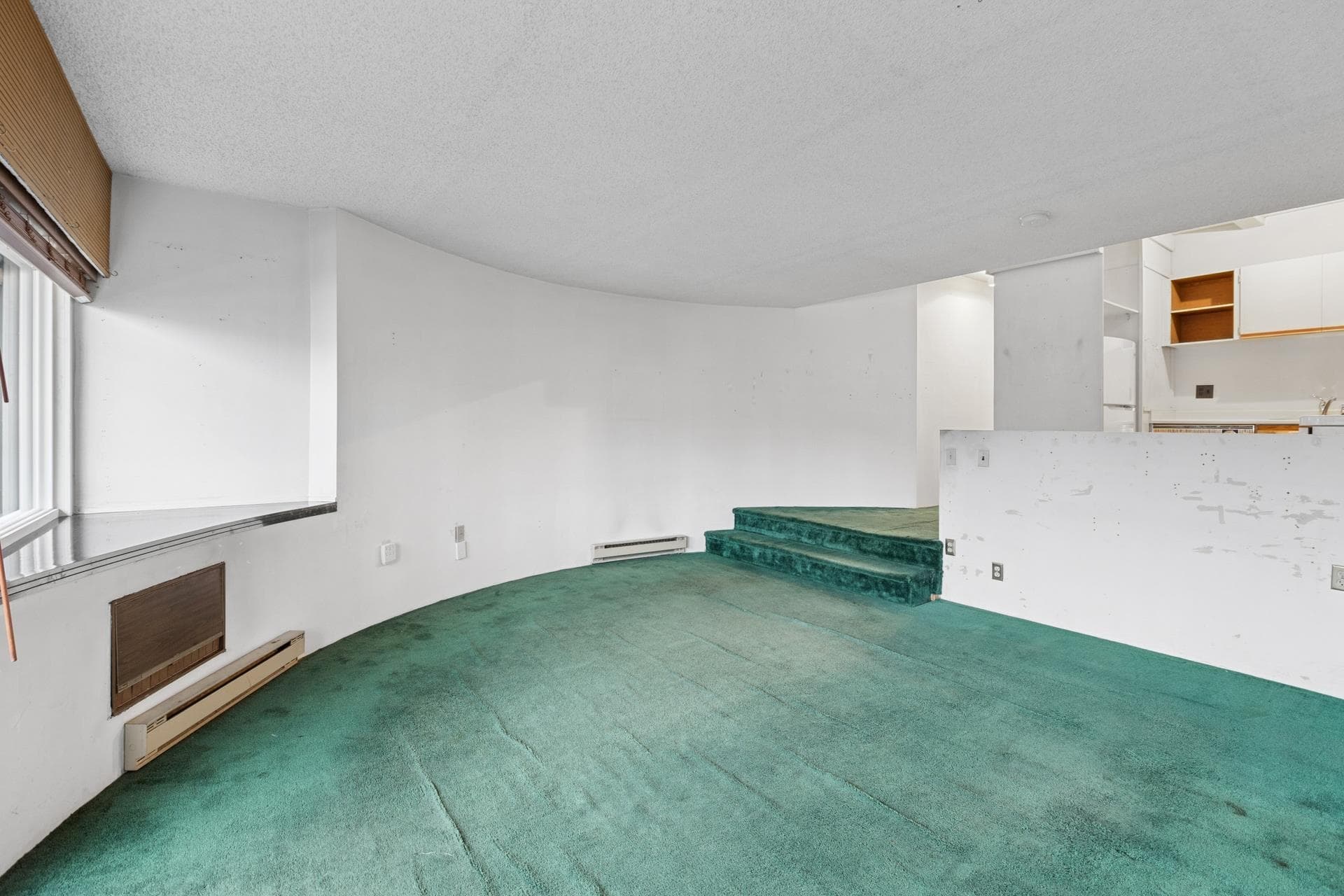 205 - 341 Mahon Avenue, North Vancouver, V7M 3E1 — photo 3