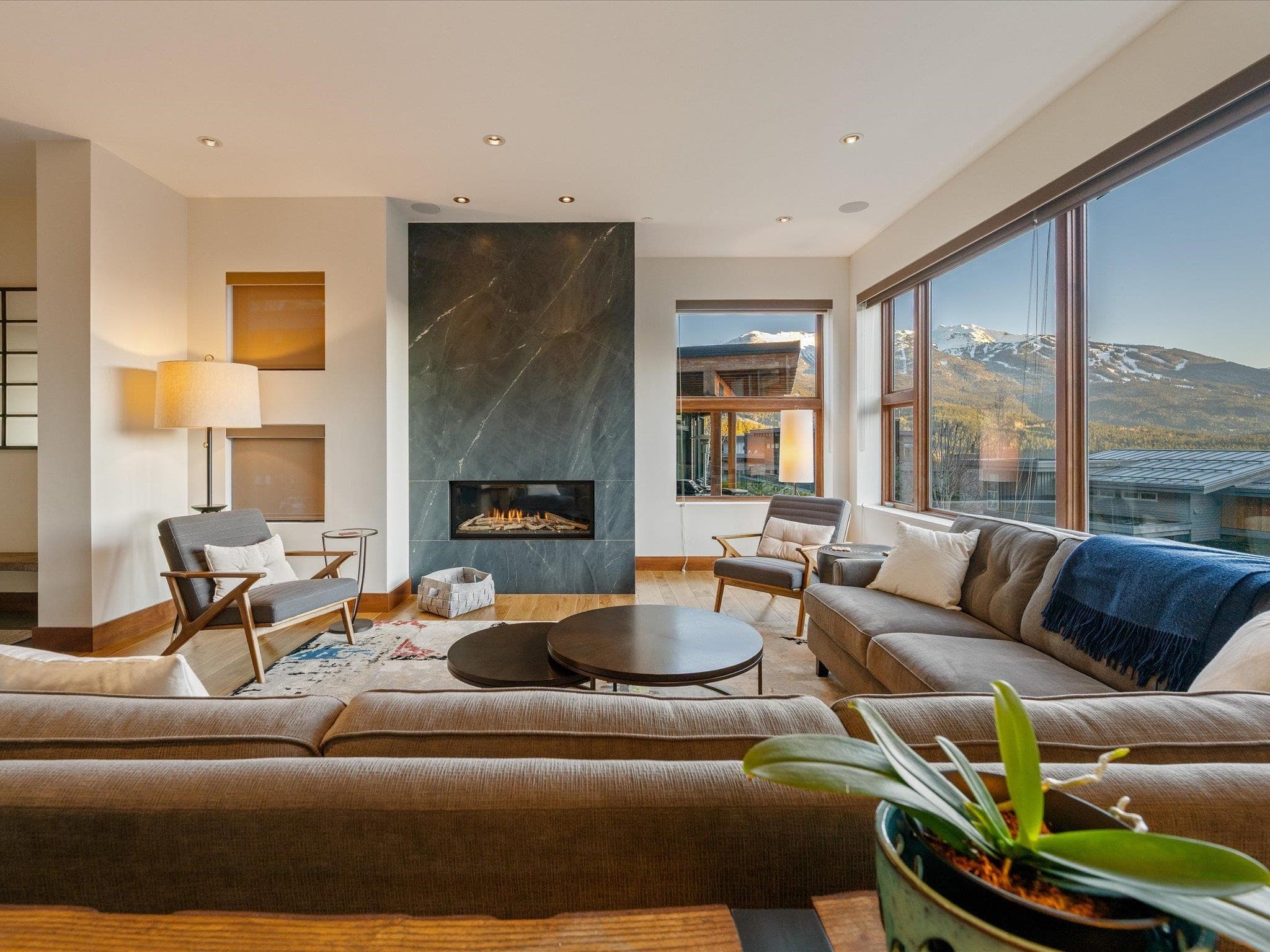 8529 Ashleigh Mcivor Drive, Whistler, V8E 1L9 — photo 2