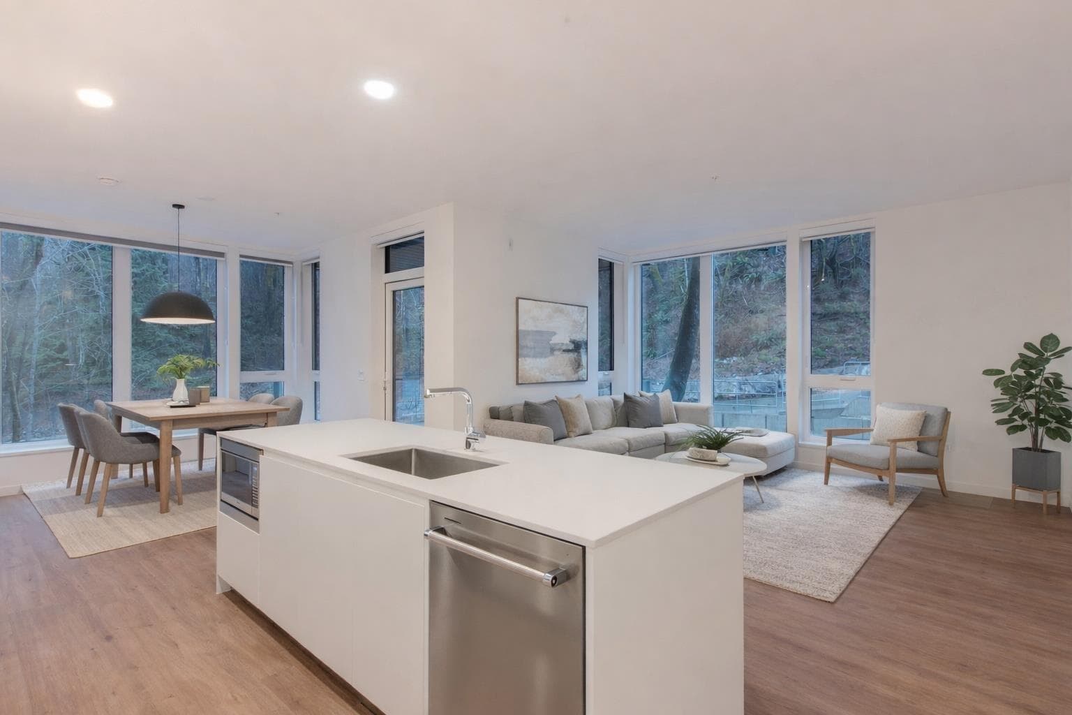 418 - 1504 Scott Crescent, Squamish, V8B 1G4 — photo 3