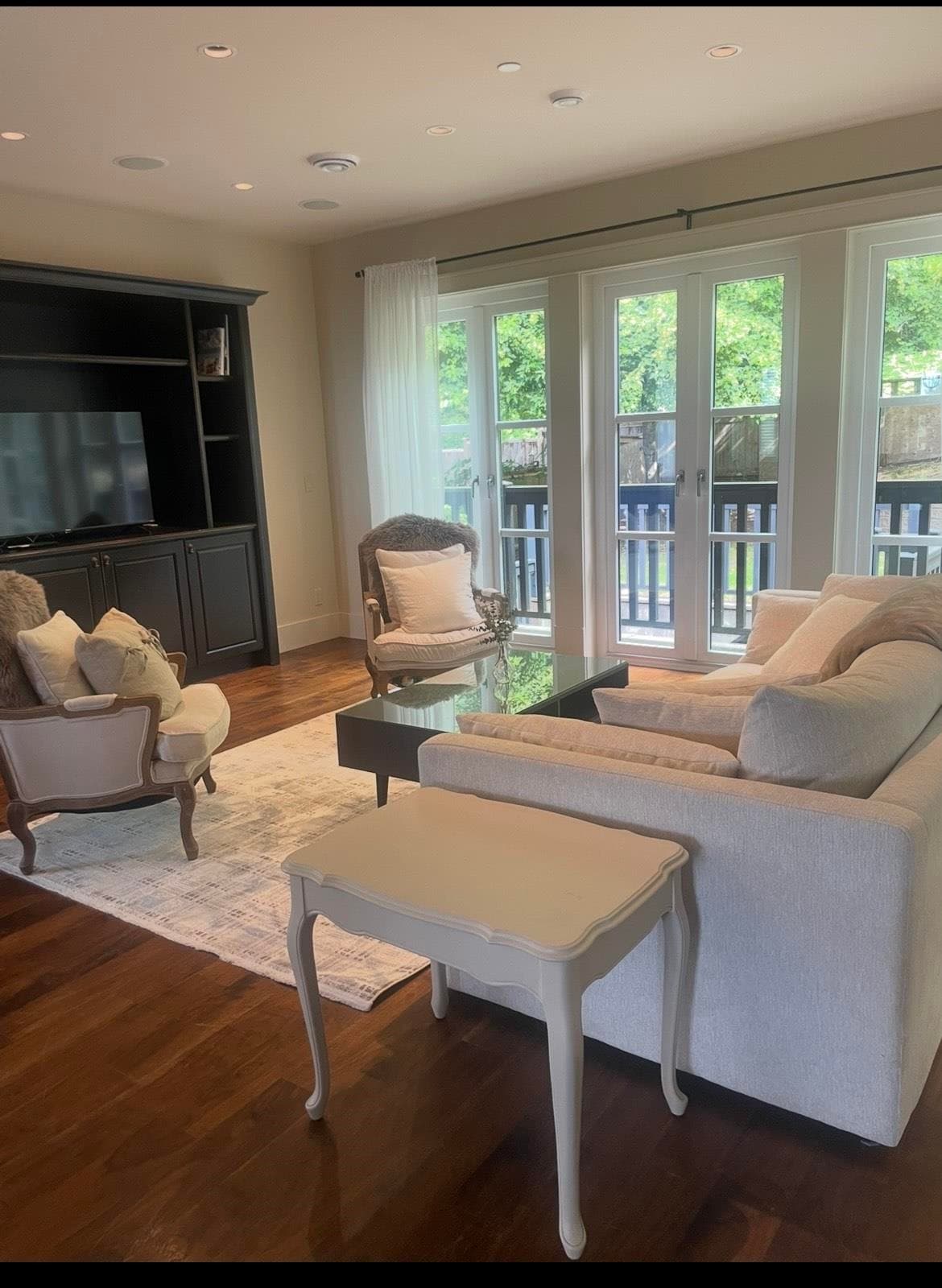 7589 Curtis Street, Burnaby, V5A 4W7 — photo 3