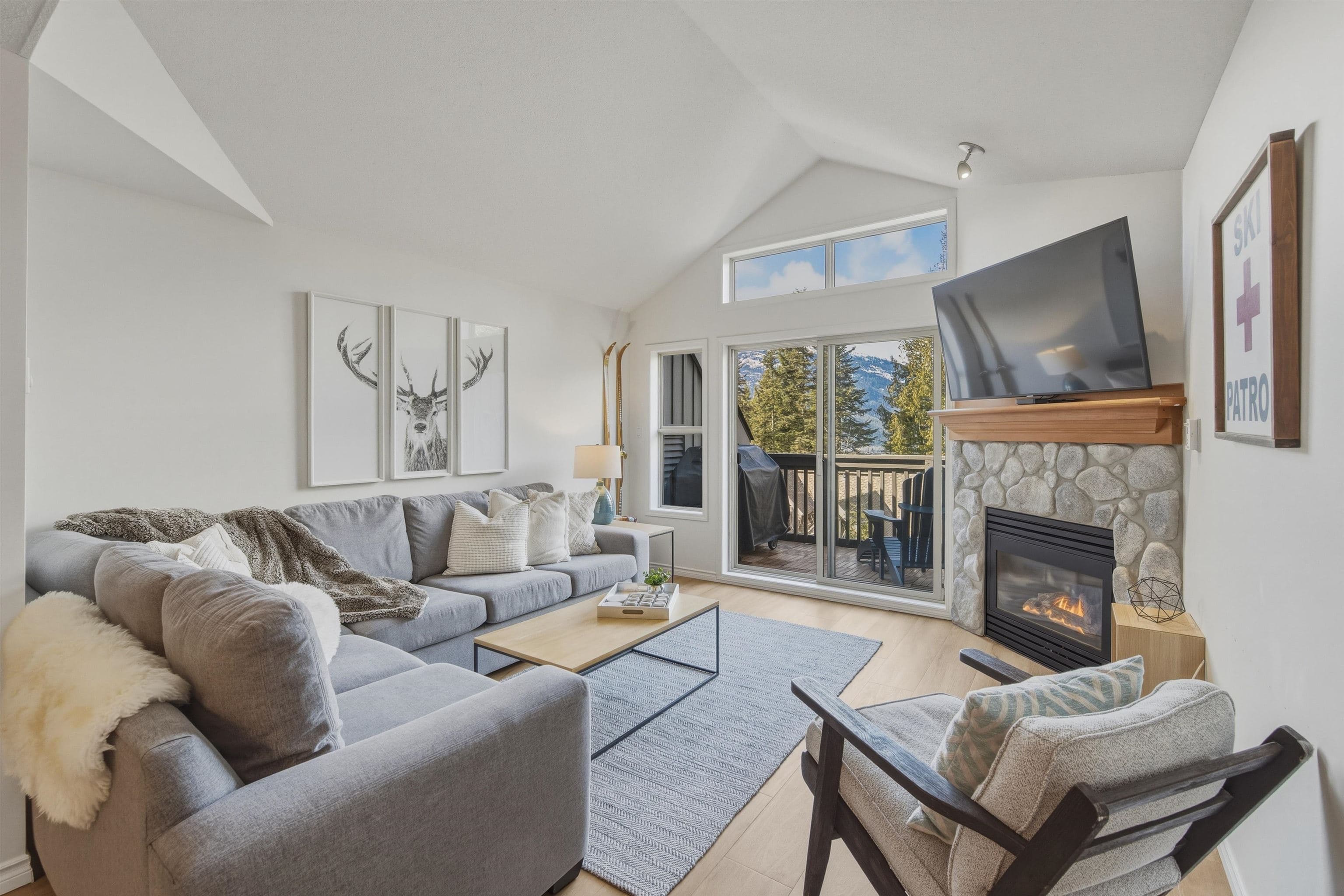 7 - 4890 Painted Cliff Road, Whistler, V8E 1C9 — photo 2