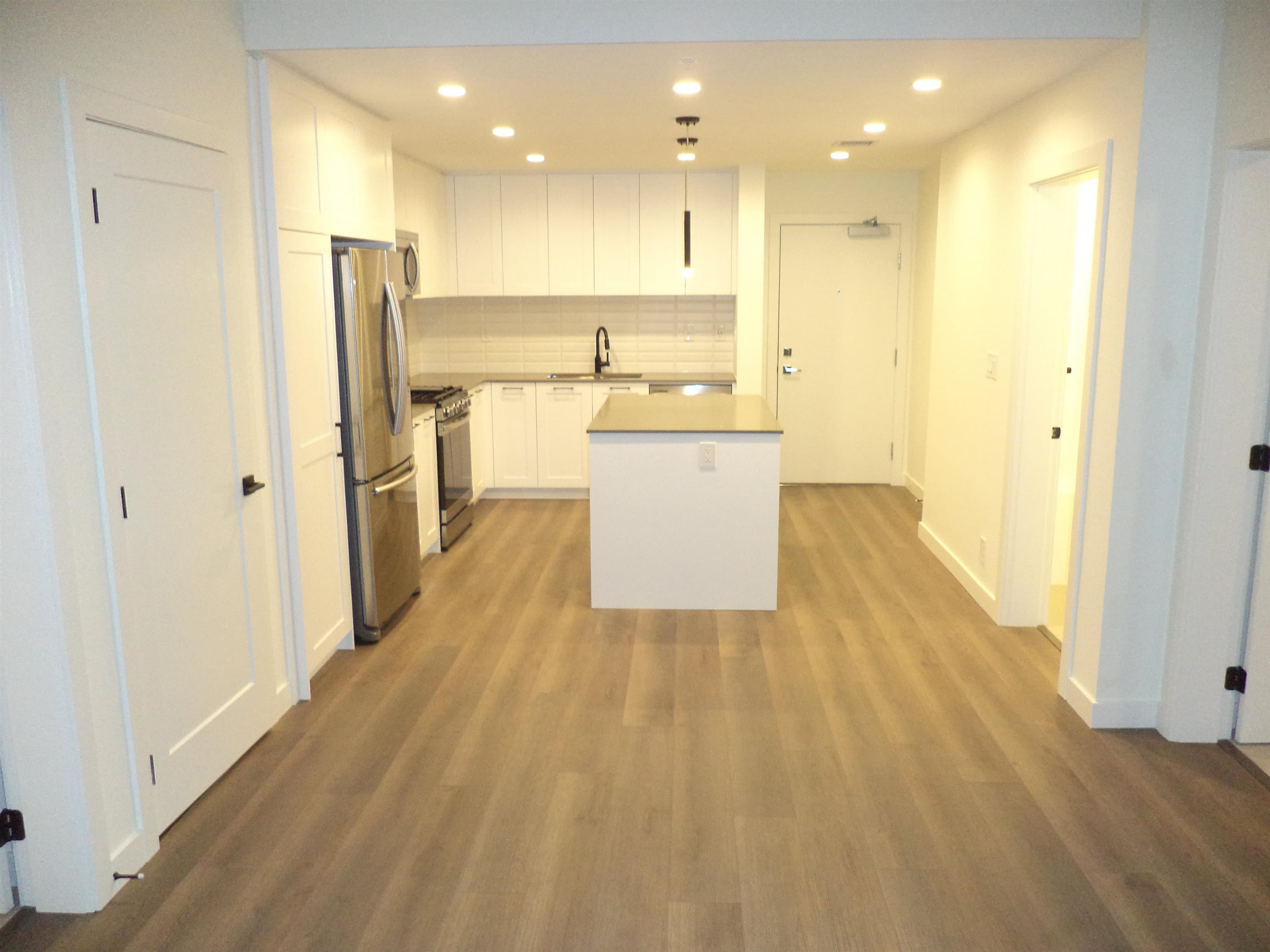 305 - 20052 83a Avenue, Langley, V2Y 3P4 — photo 2