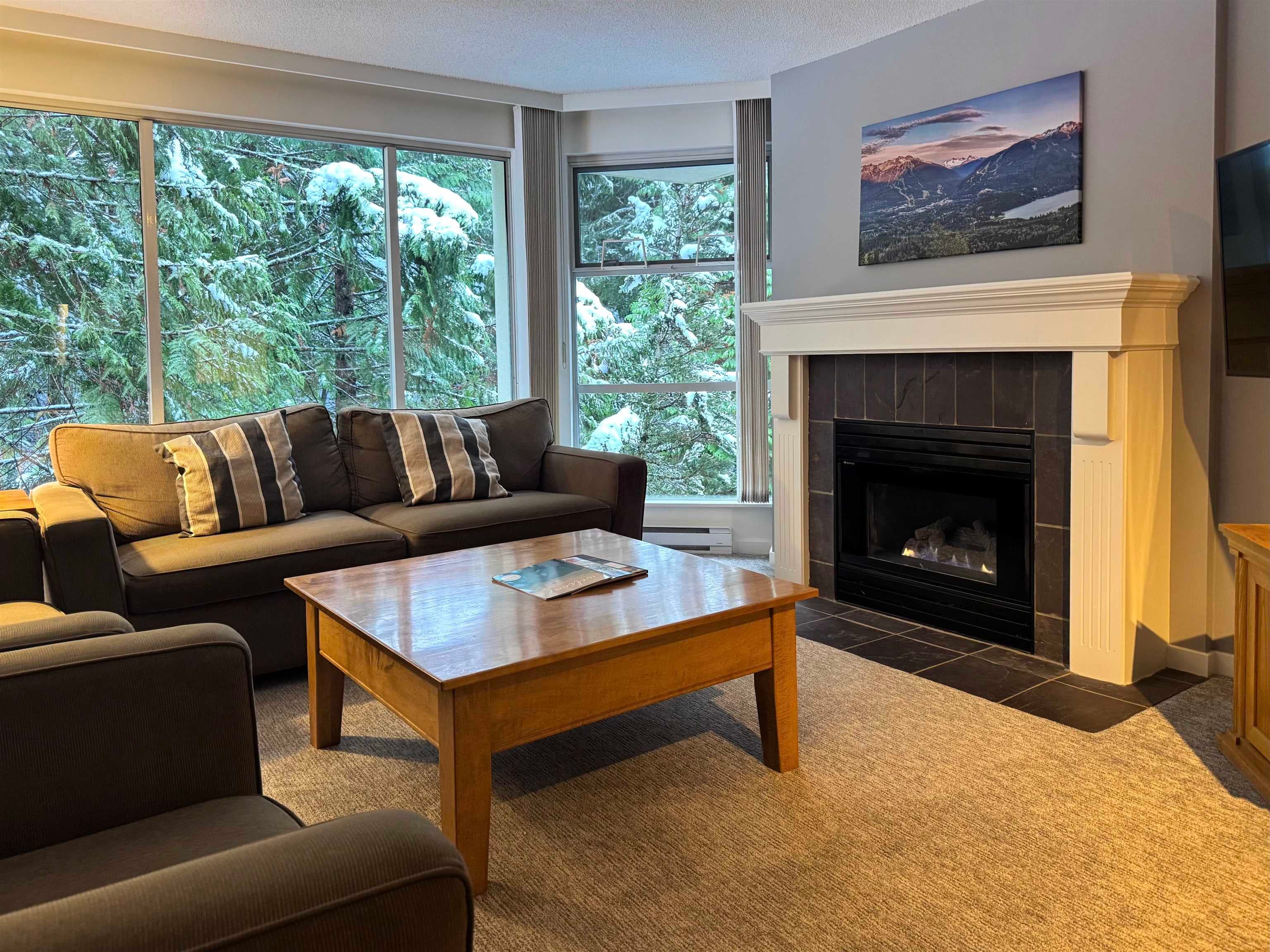 420 w49 - 4910 Spearhead Place, Whistler, V8E 1G1 — photo 2