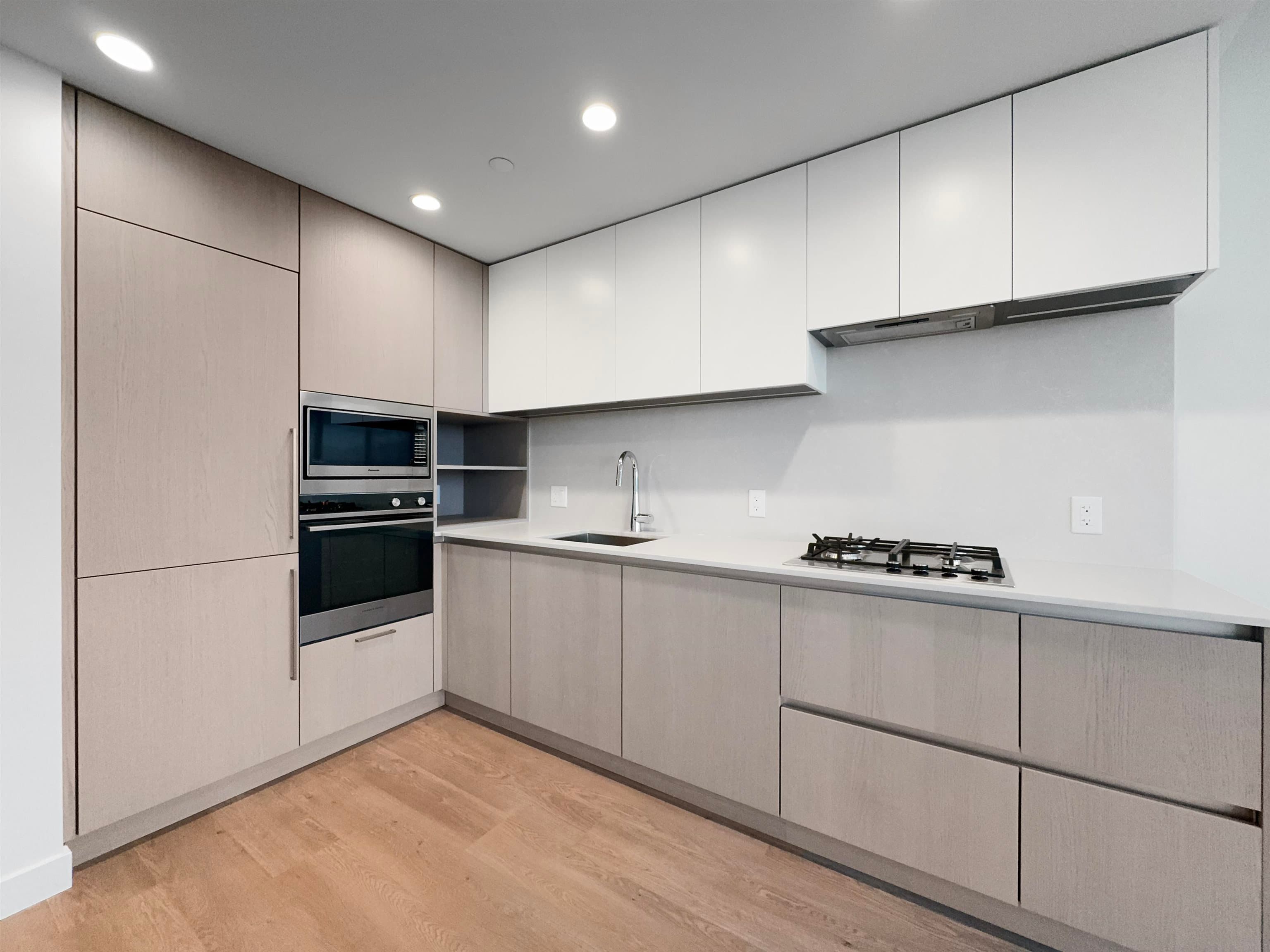 19xx - 5685 Halley Avenue, Burnaby, V5H 0L9 — photo 1