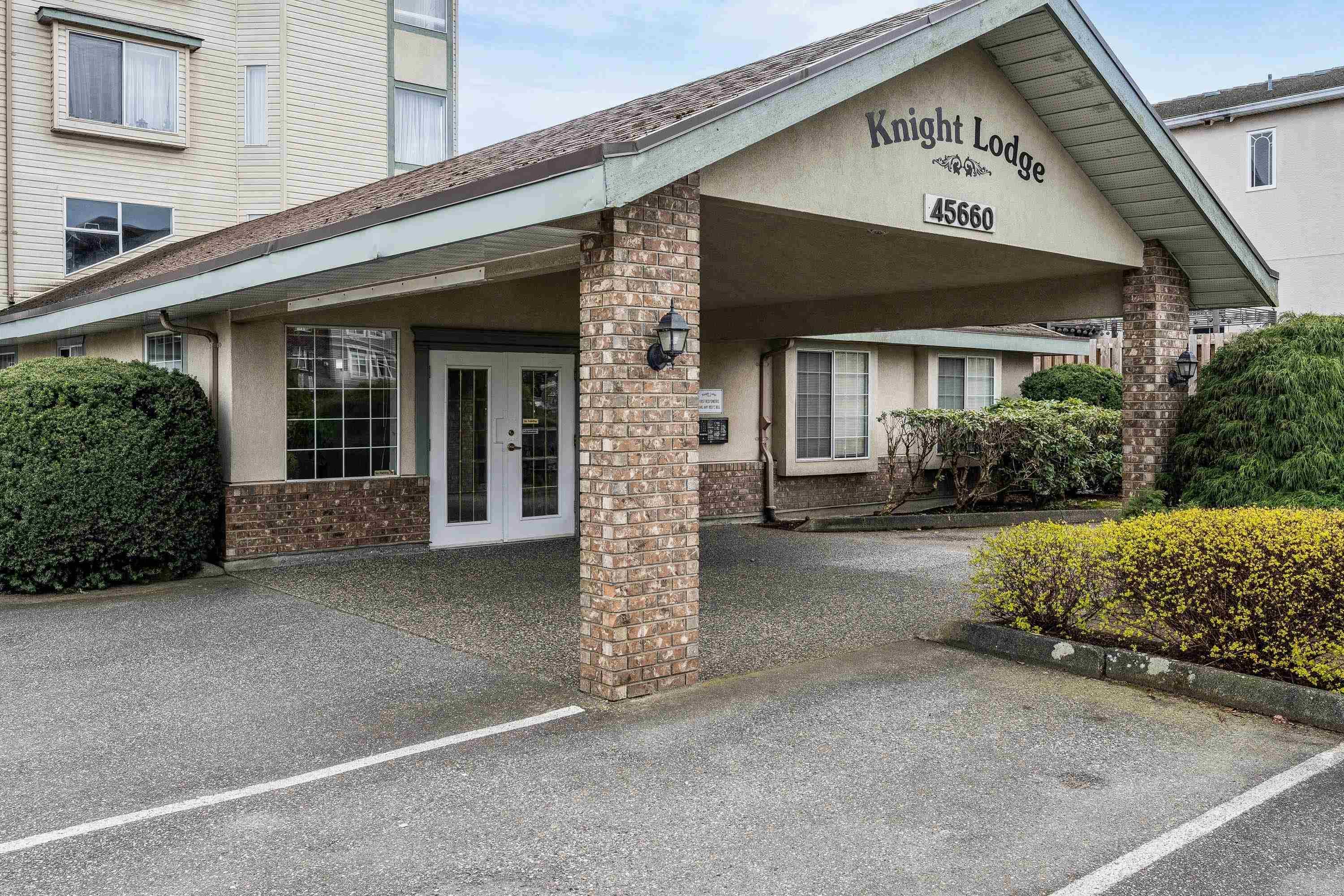 307 - 45660 Knight Road, Chilliwack, V2R 2X4 — photo 2
