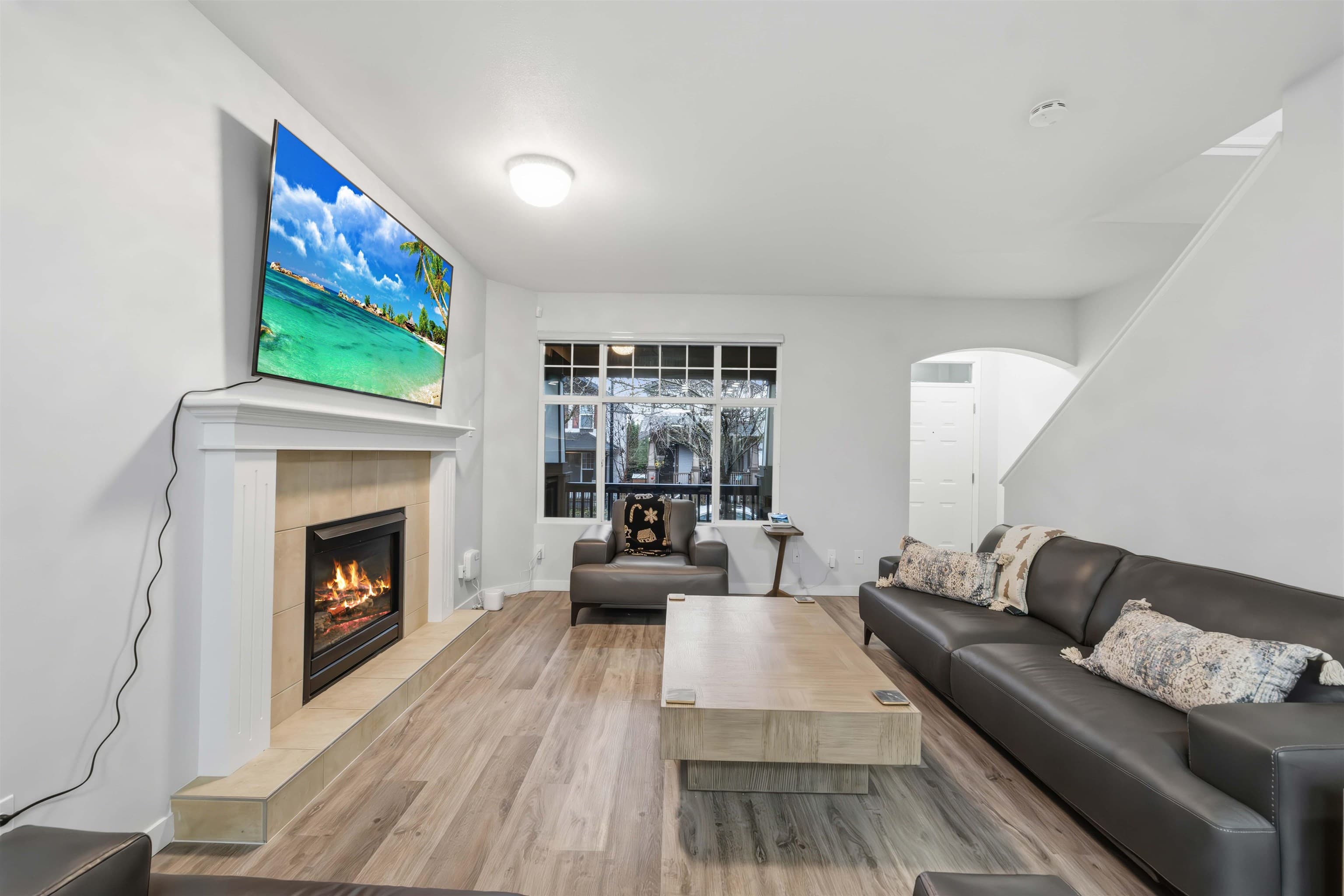 10256 243a Street, Maple Ridge, V2W 1Y3 — photo 5