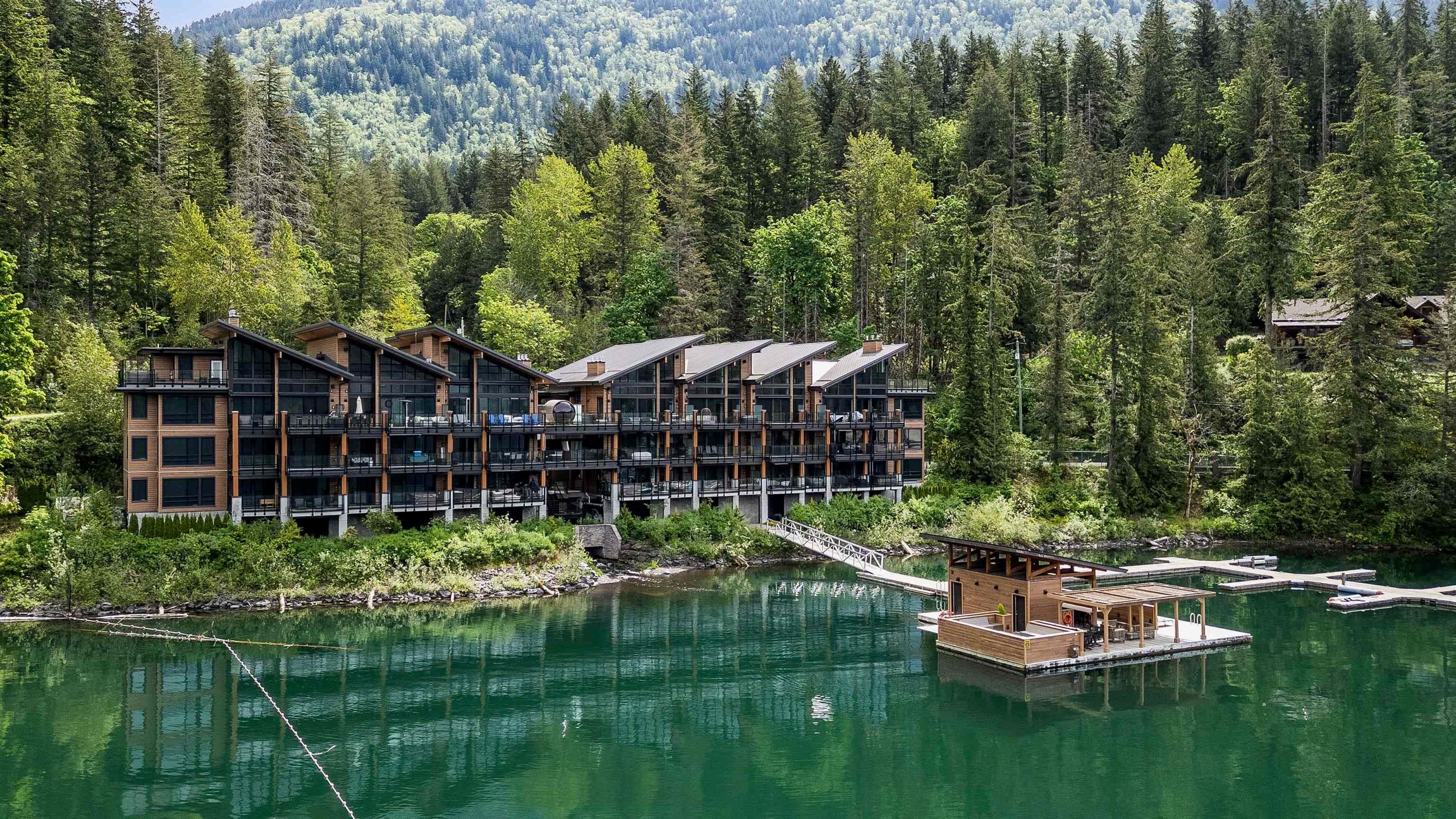 302 - 3175 Columbia Valley Road, Chilliwack