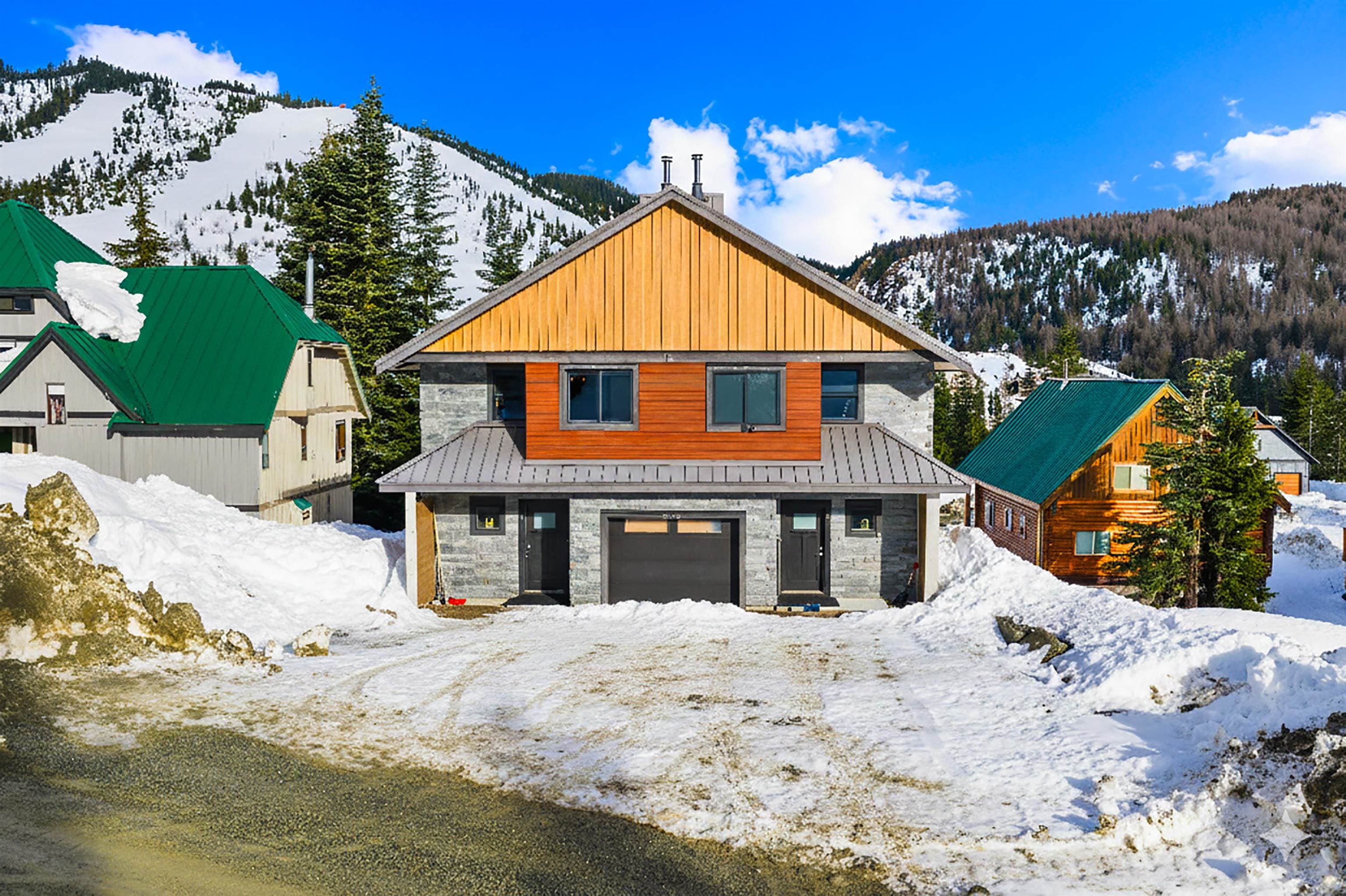 1 - 20921 Snowflake Crescent, Mission