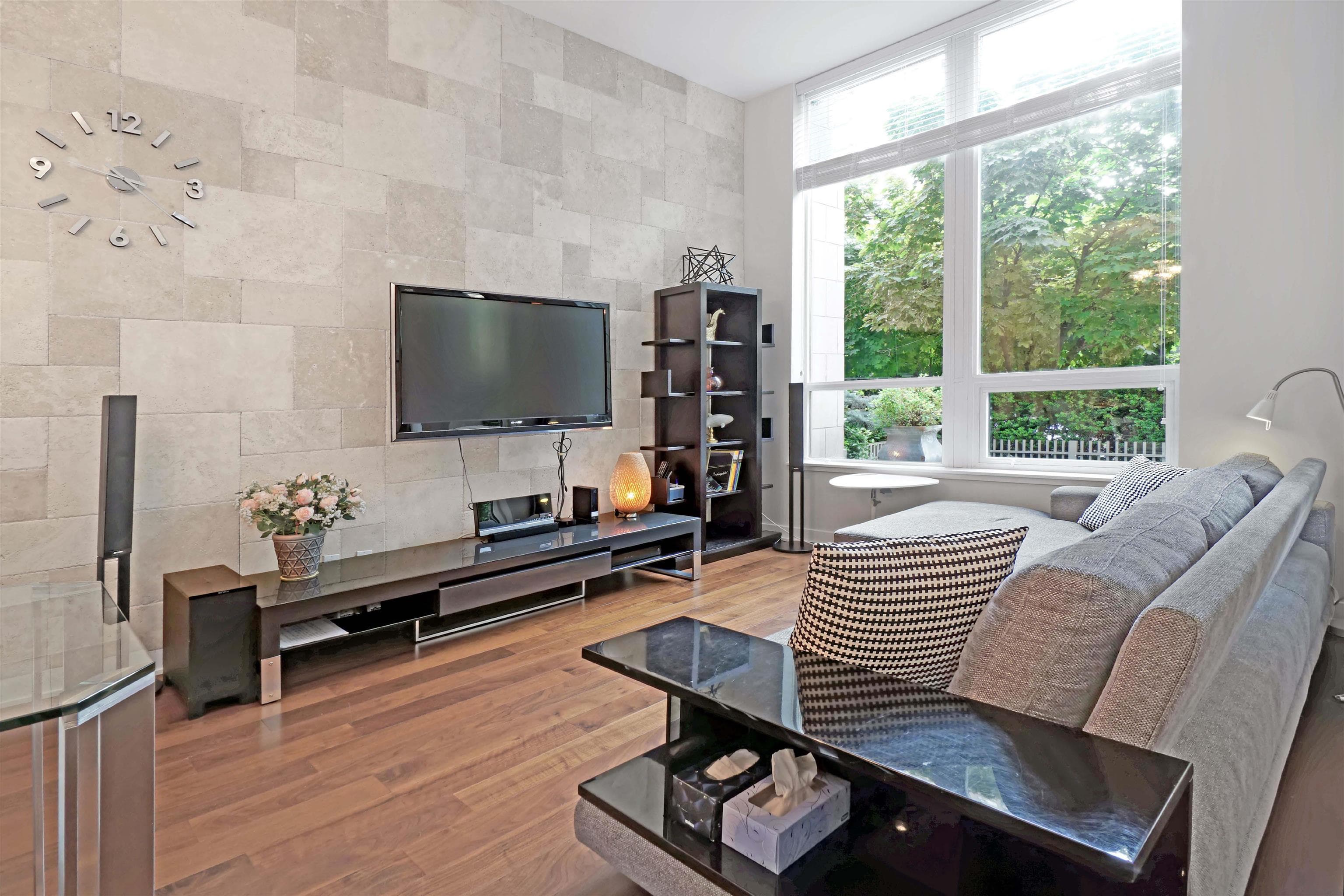 1045 Richards Street, Vancouver, V6B 0C2 — photo 4