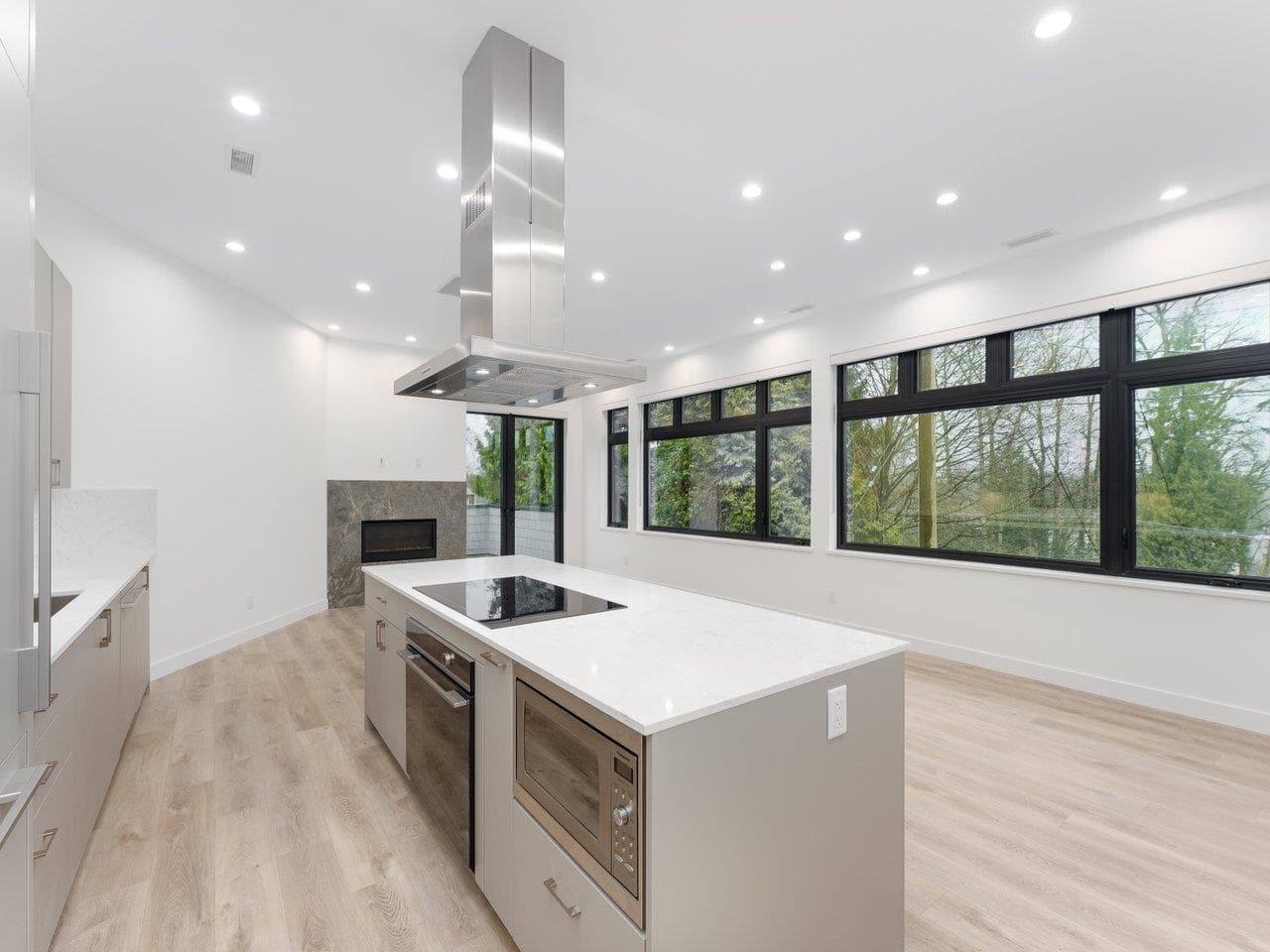 1123 E Keith Road, North Vancouver