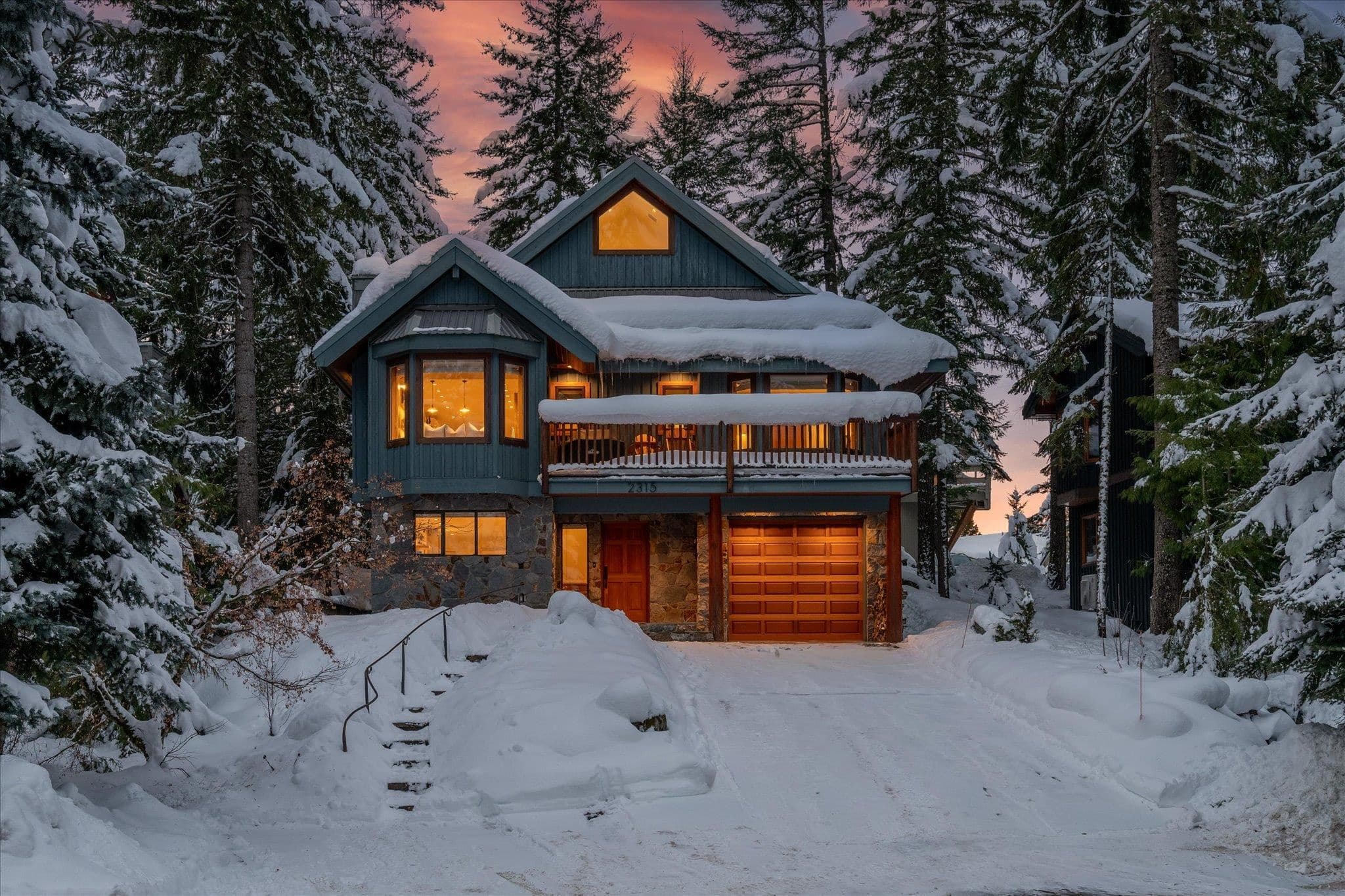 2315 Gondola Way, Whistler