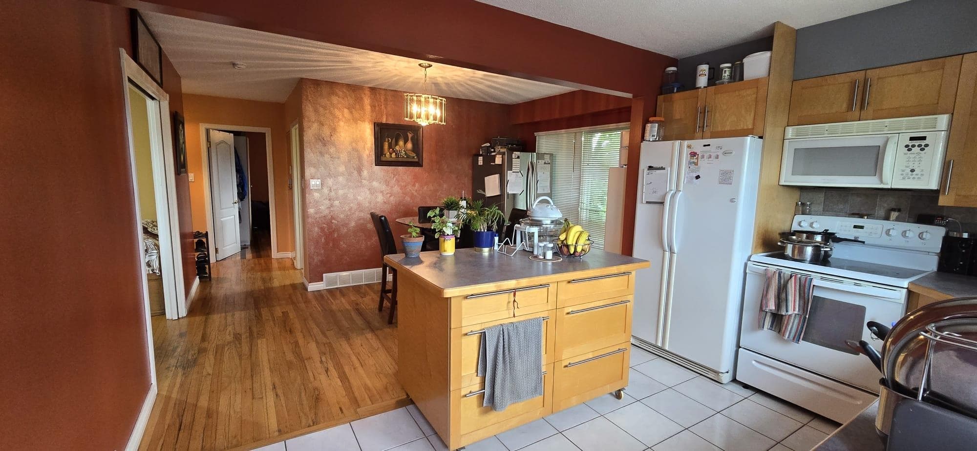 11475 139a Street, Surrey, V6X 3L6 — photo 2