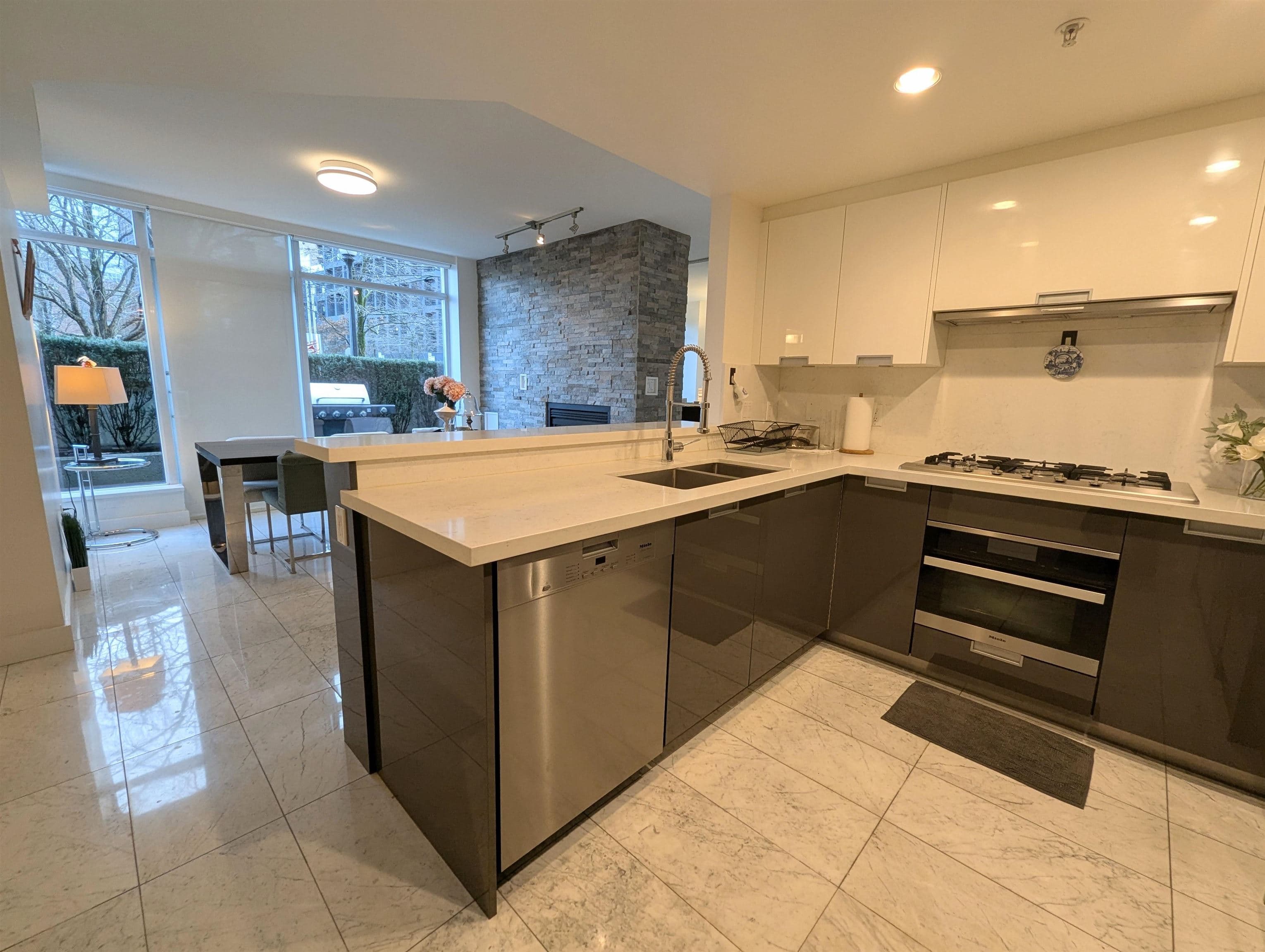 1211 W Cordova, Vancouver, V6C 3P9 — photo 5
