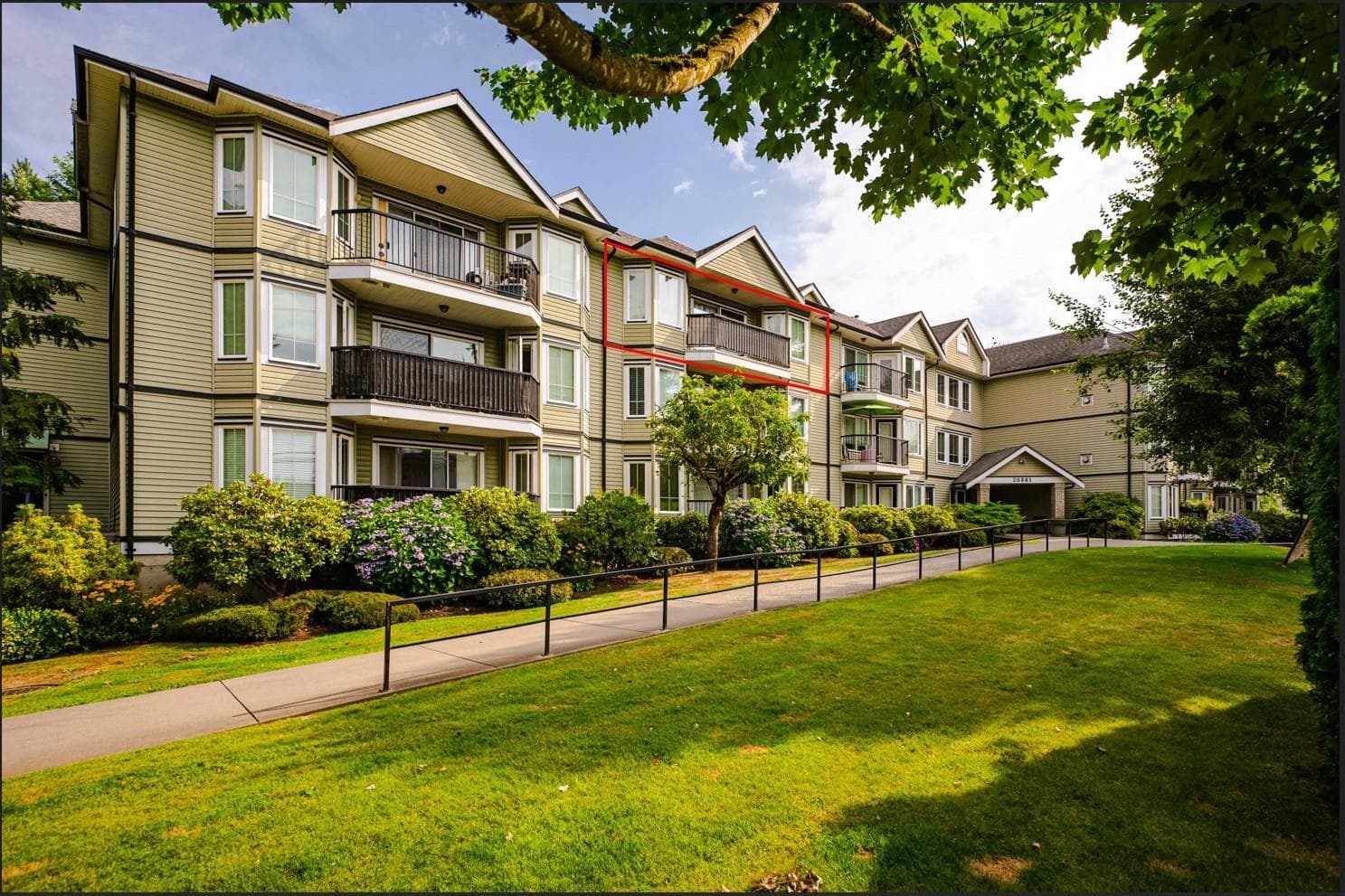 302 - 20881 56 Avenue, Langley, V3A 3Z3 — photo 1