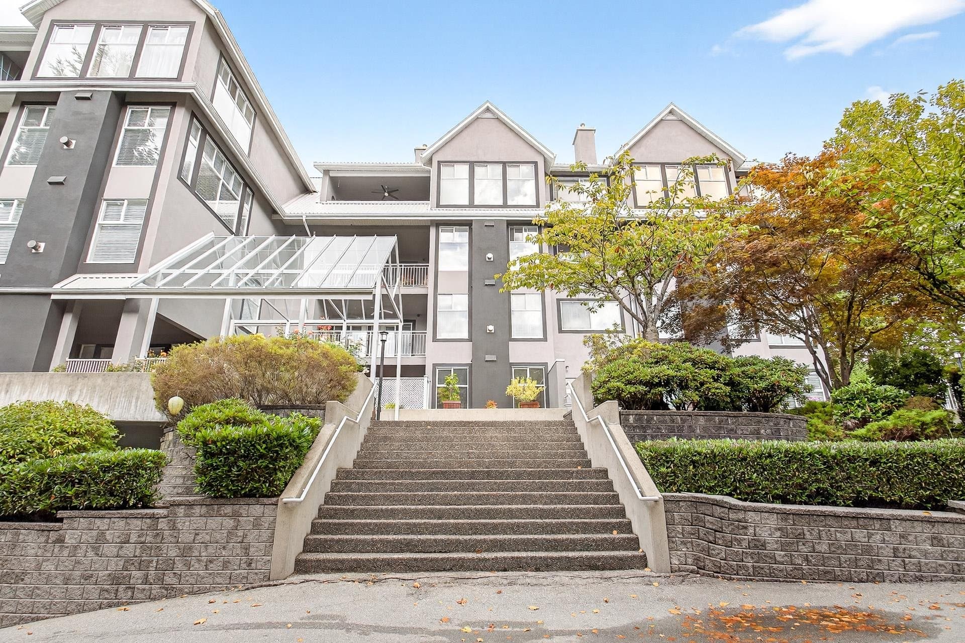 304 - 11609 227 Street, Maple Ridge