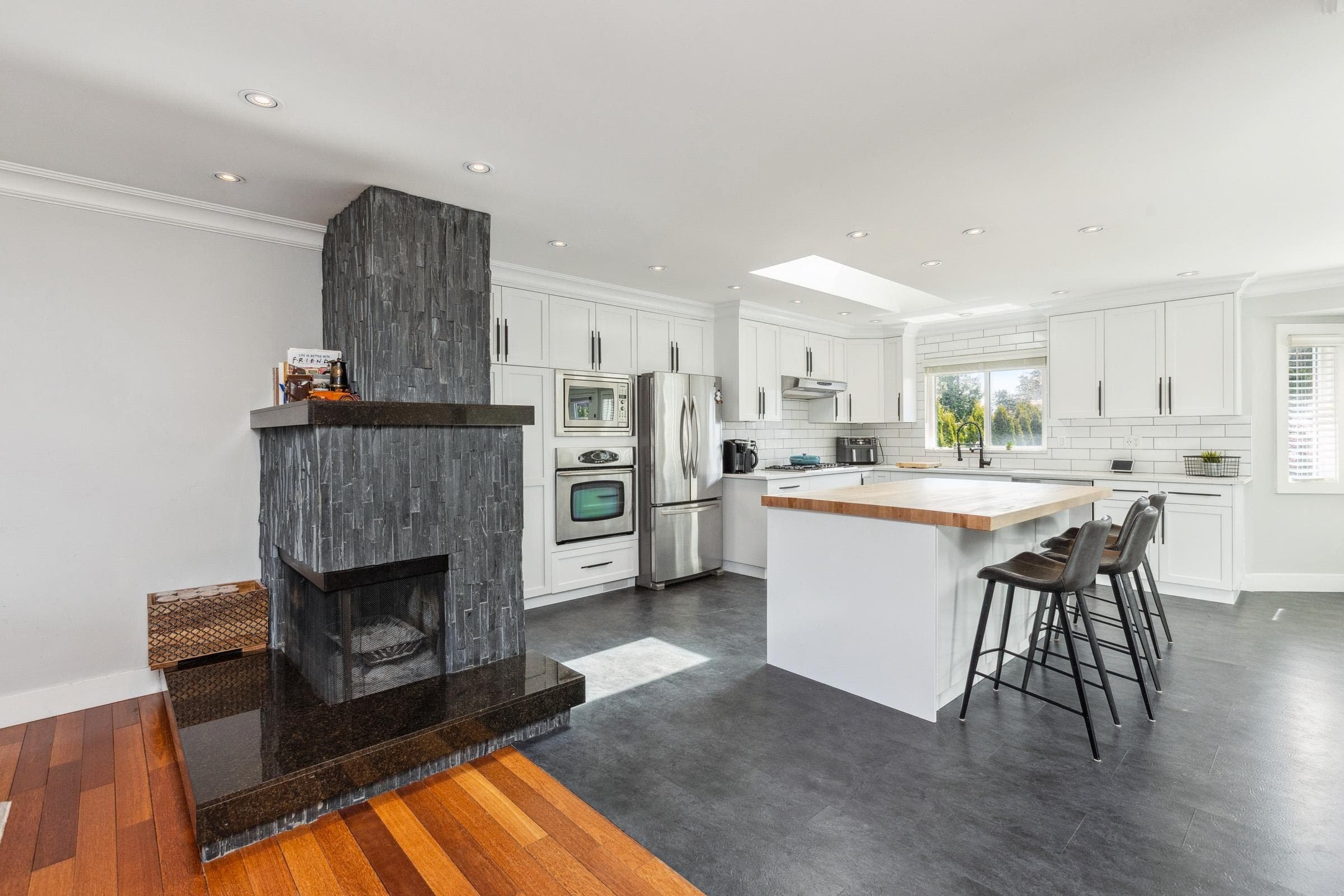 14418 16a Avenue, Surrey, V4A 5T8 — photo 4