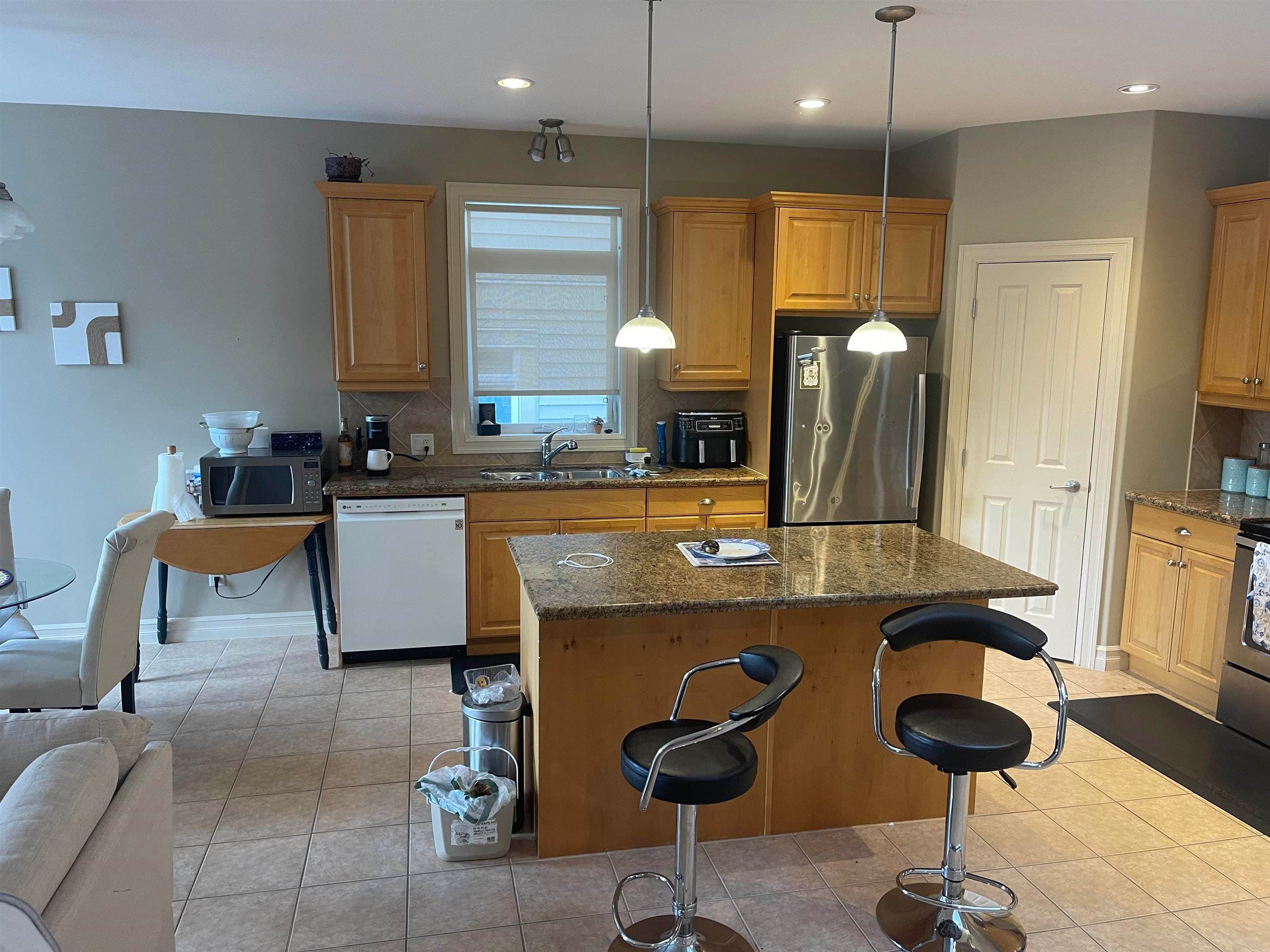 36512 E Auguston Parkway, Abbotsford, V3G 3C6 — photo 2