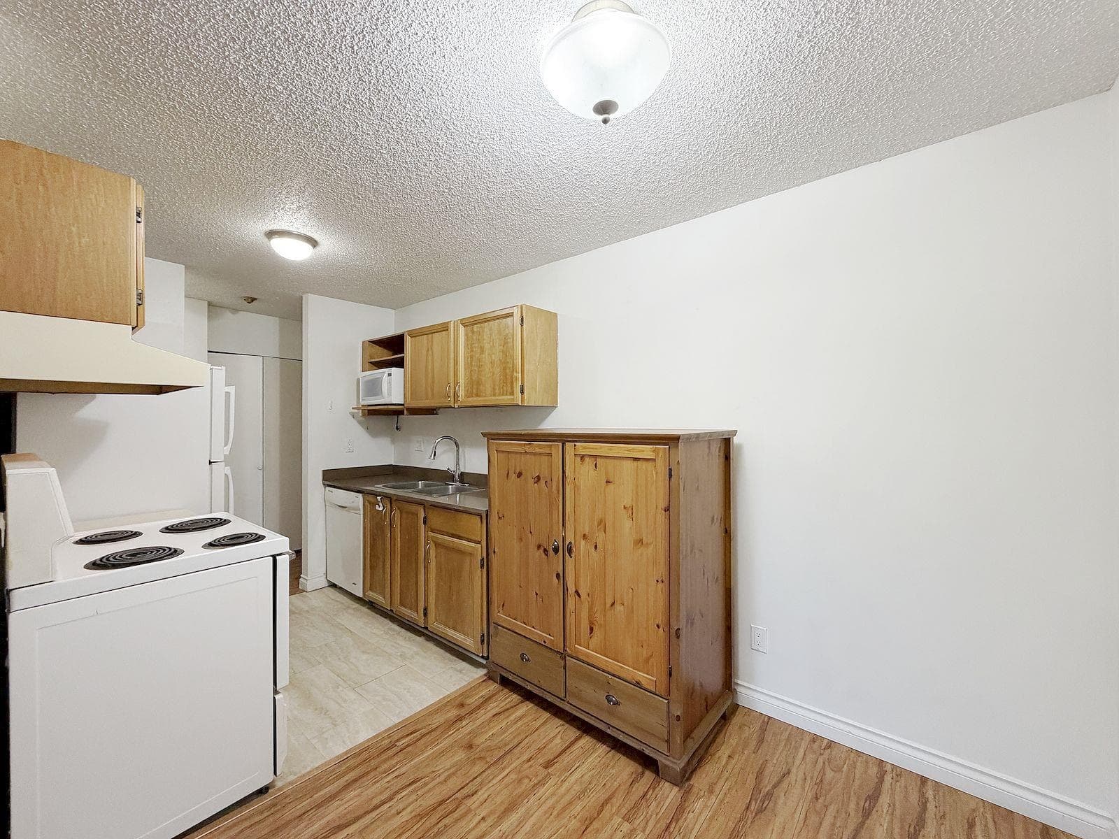 302 - 8591 Westminster Highway, Richmond, V6X 3E2 — photo 5