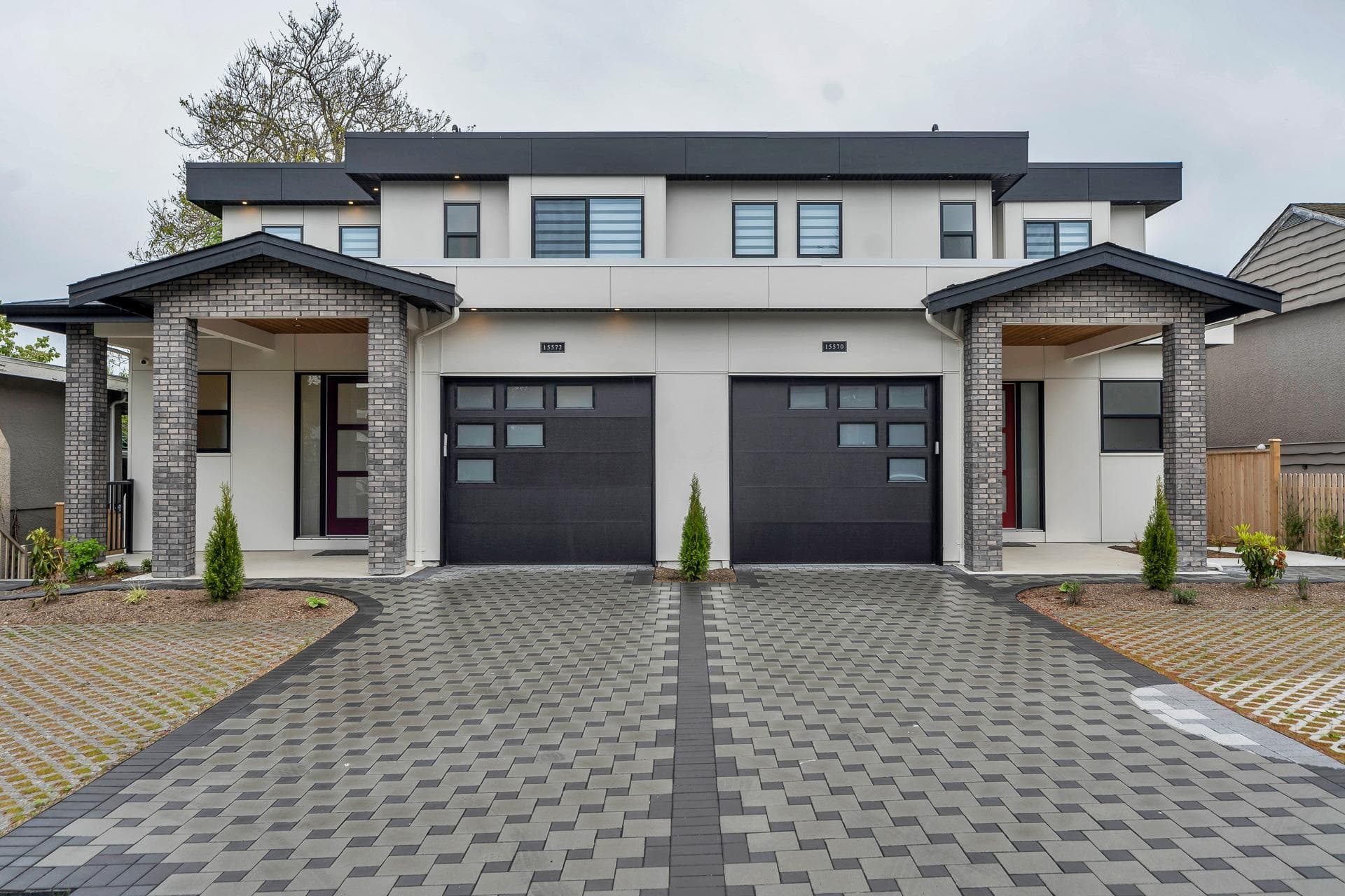 15570 Oxenham Avenue, White Rock, V4B 2J3 — photo 5