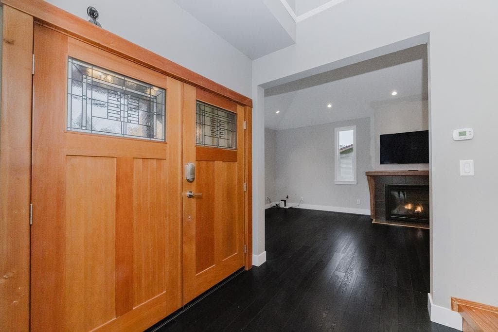 597 Oceanview Drive, Gibsons, V0N 1V5 — photo 4