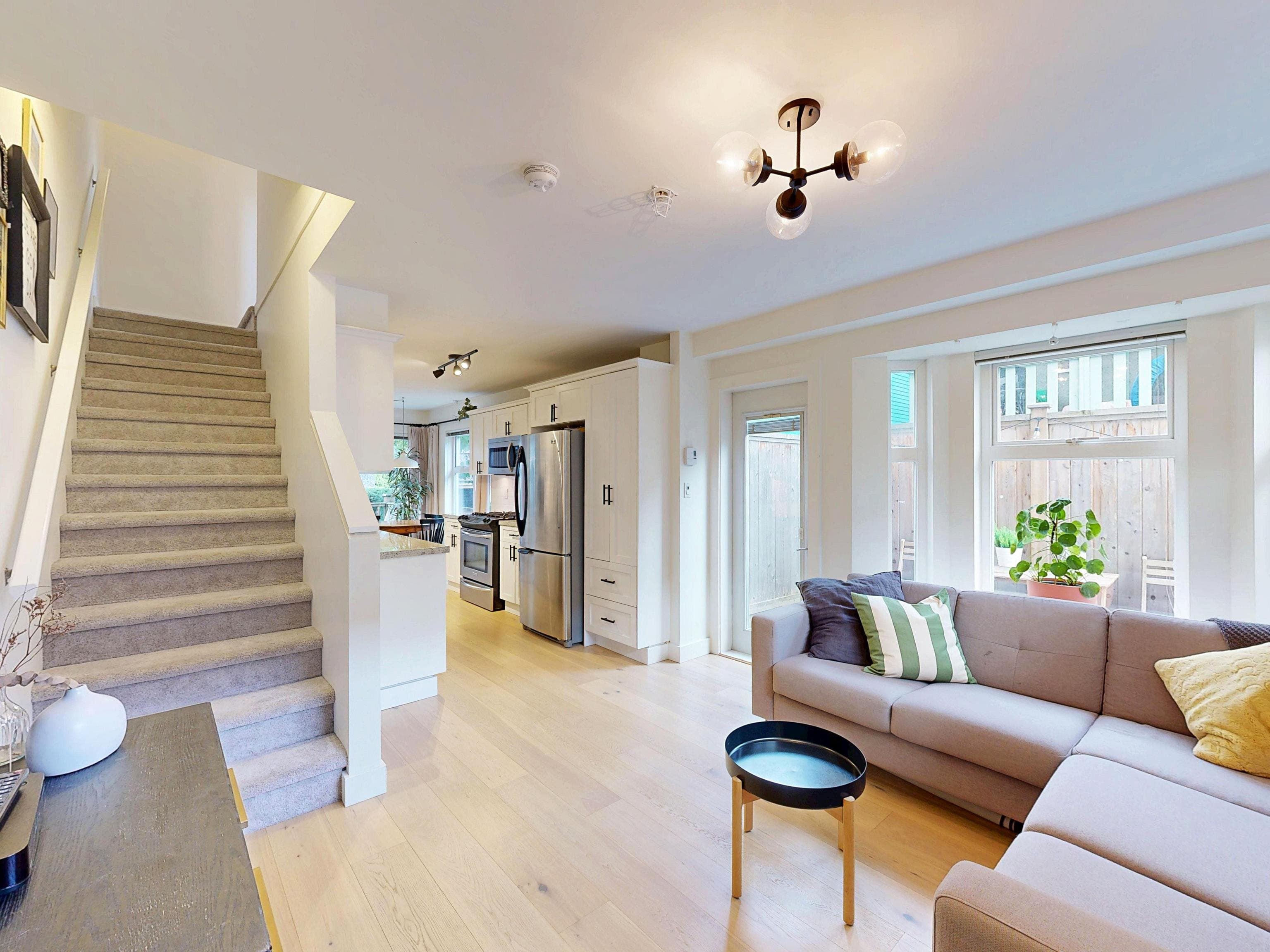 101 - 1672 E Pender Street, Vancouver, V5L 1W3 — photo 5