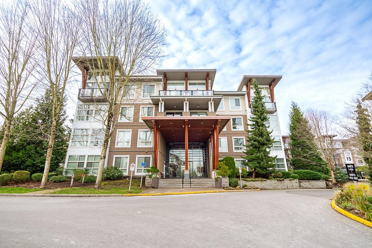 233 - 6628 120 Street, Surrey, V3W 1T7 — photo 1