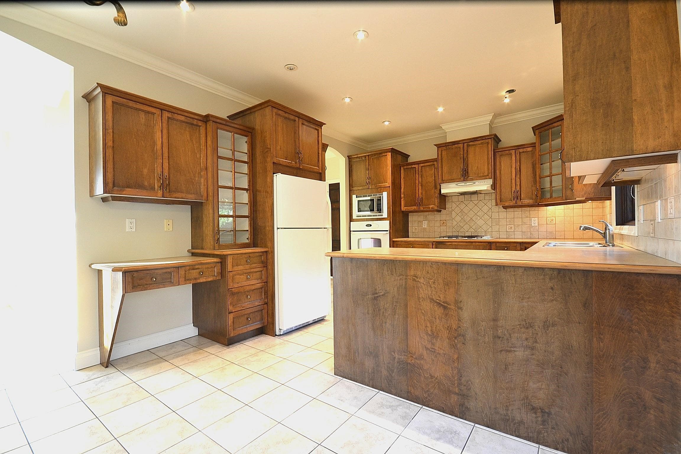 610 Robinson Street, Coquitlam, V3J 4E3 — photo 5