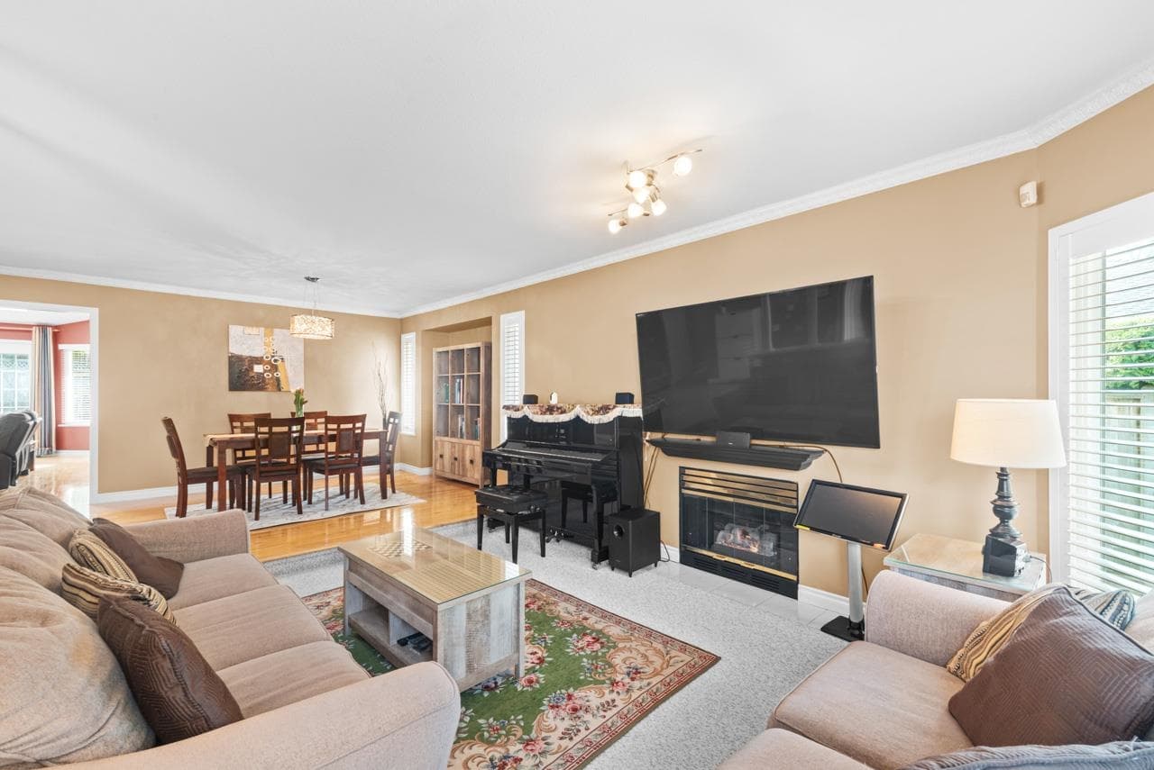 1968 129 Street, Surrey, V4A 8K7 — photo 4