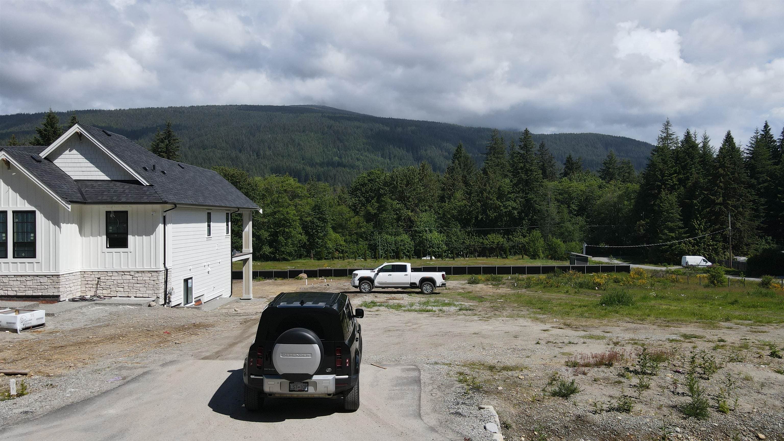 1197 Castle Road, Gibsons, V0N 1V5 — photo 2