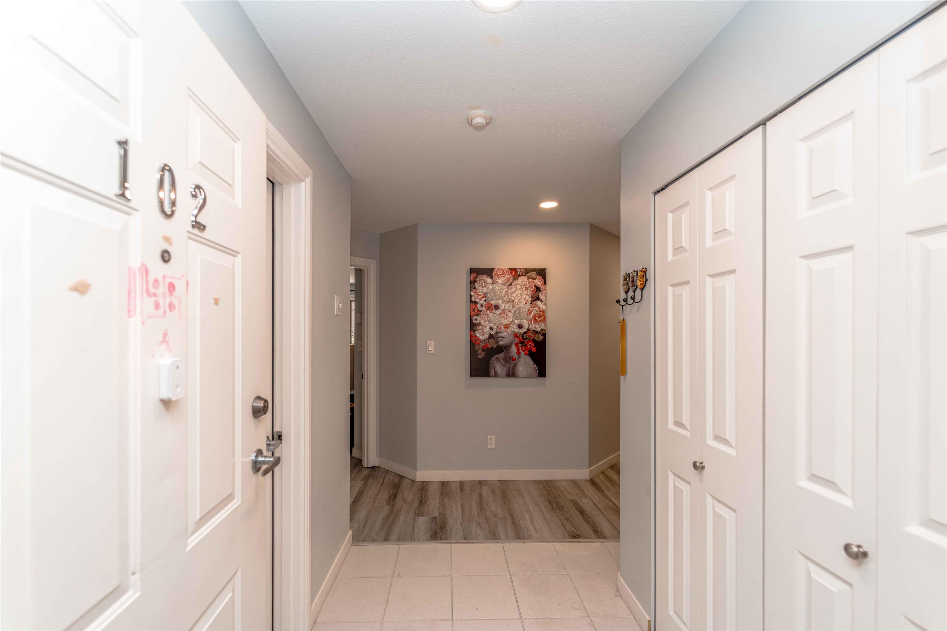 102 - 33675 Marshall Road, Abbotsford, V2S 1L4 — photo 3