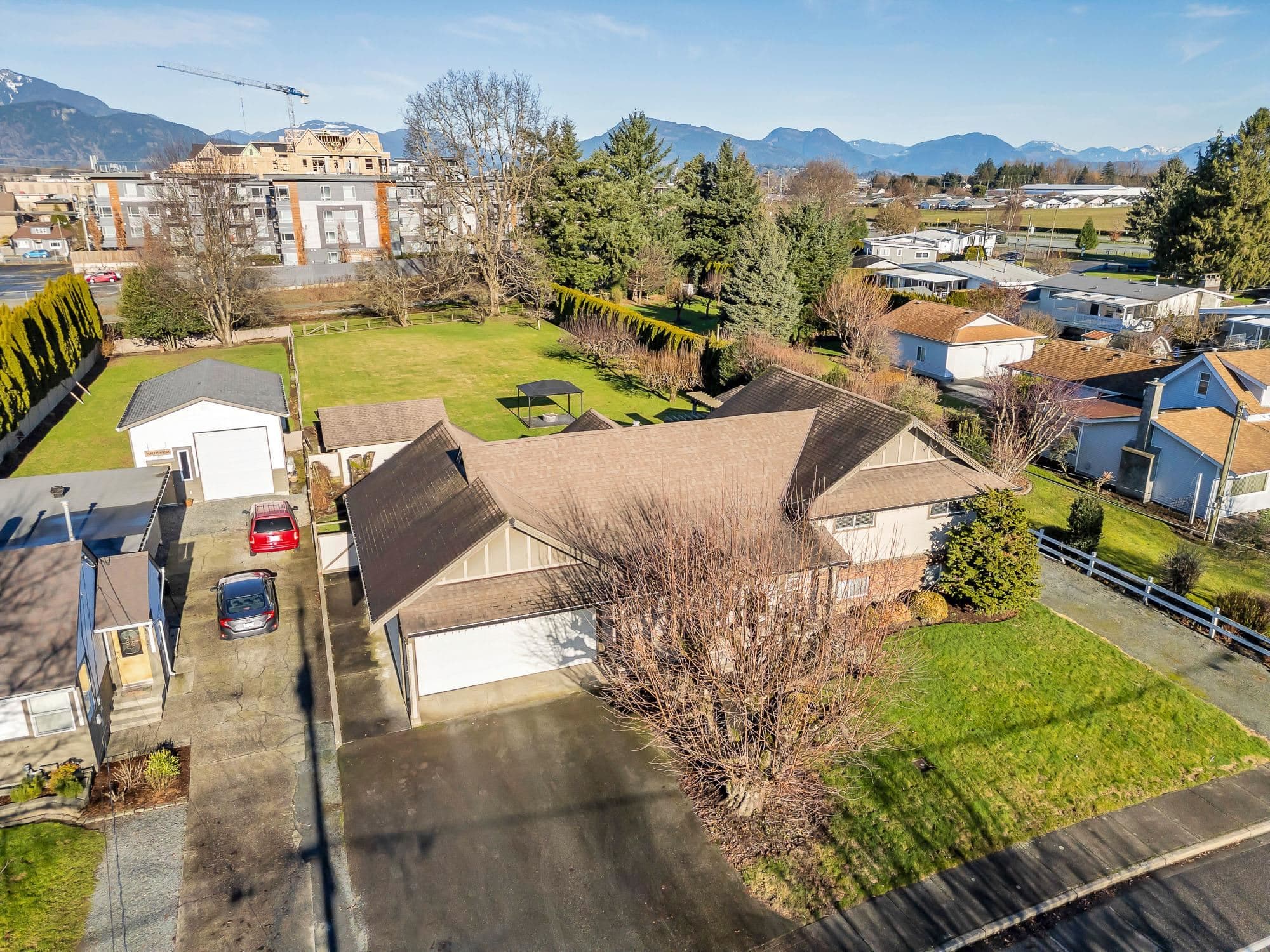 45757 Britton Avenue, Chilliwack, V2R 1X7 — photo 2