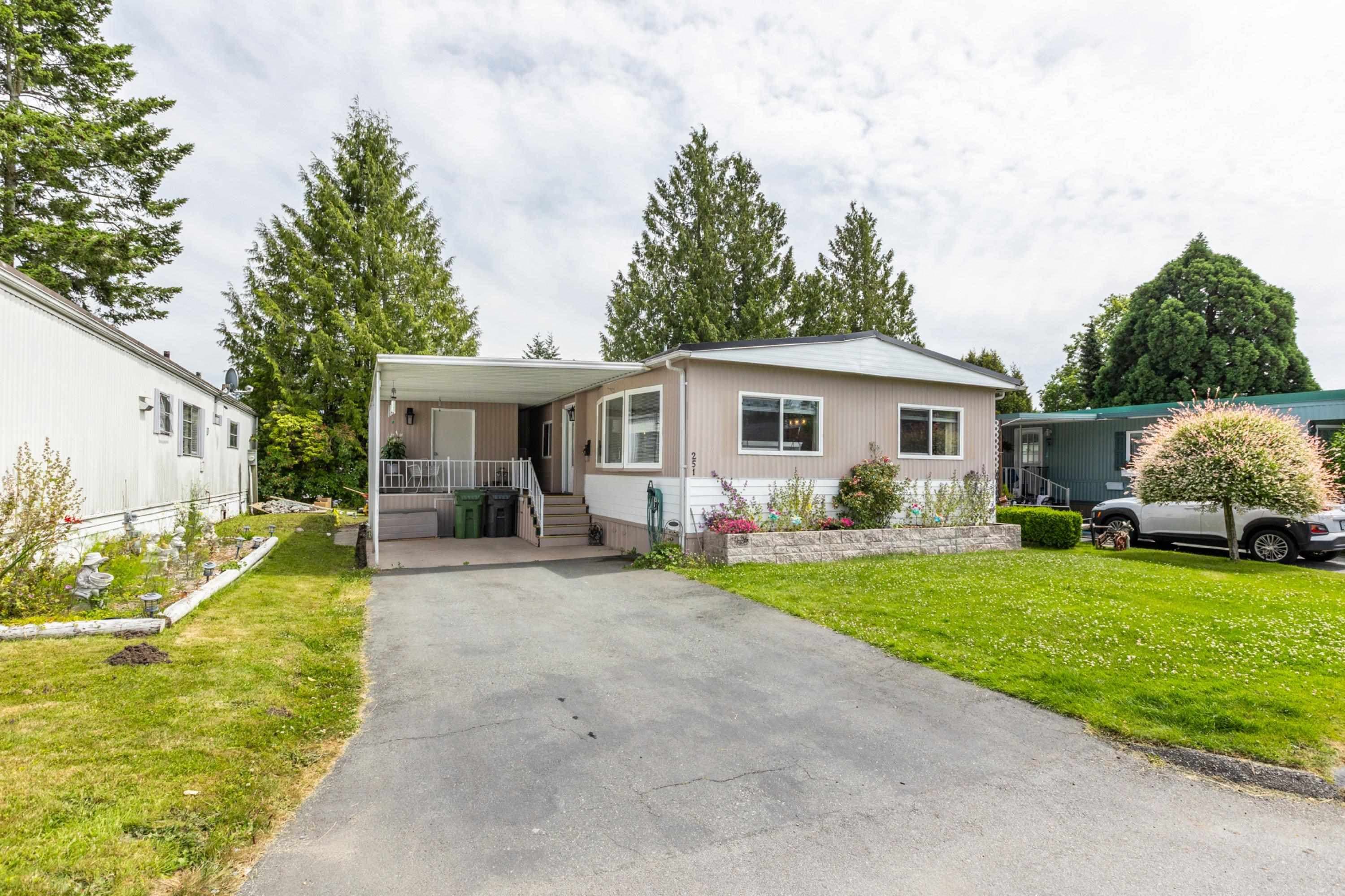 251 - 1840 160 Street, Surrey