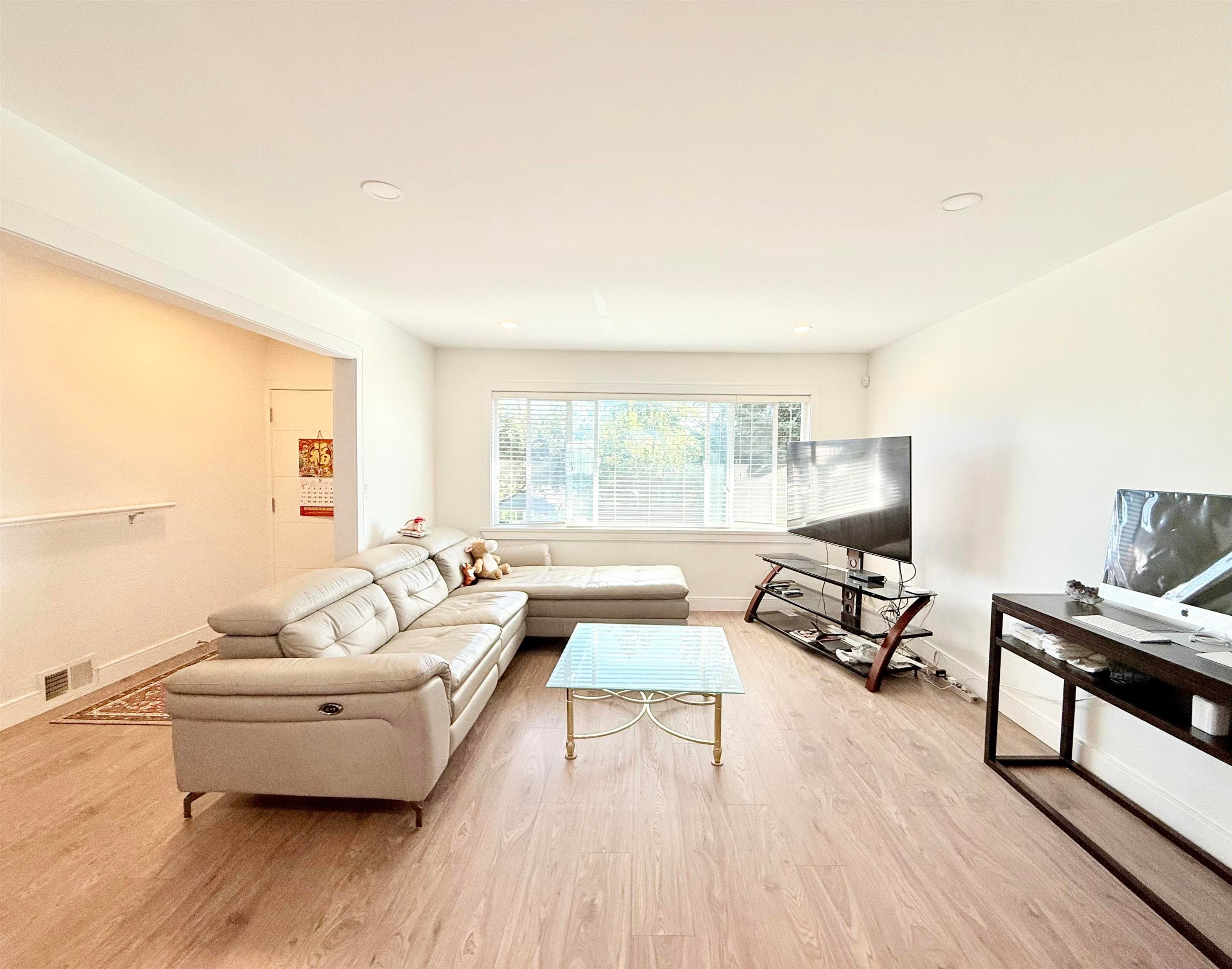 7779 Elford Street, Burnaby, V3N 4B6 — photo 3