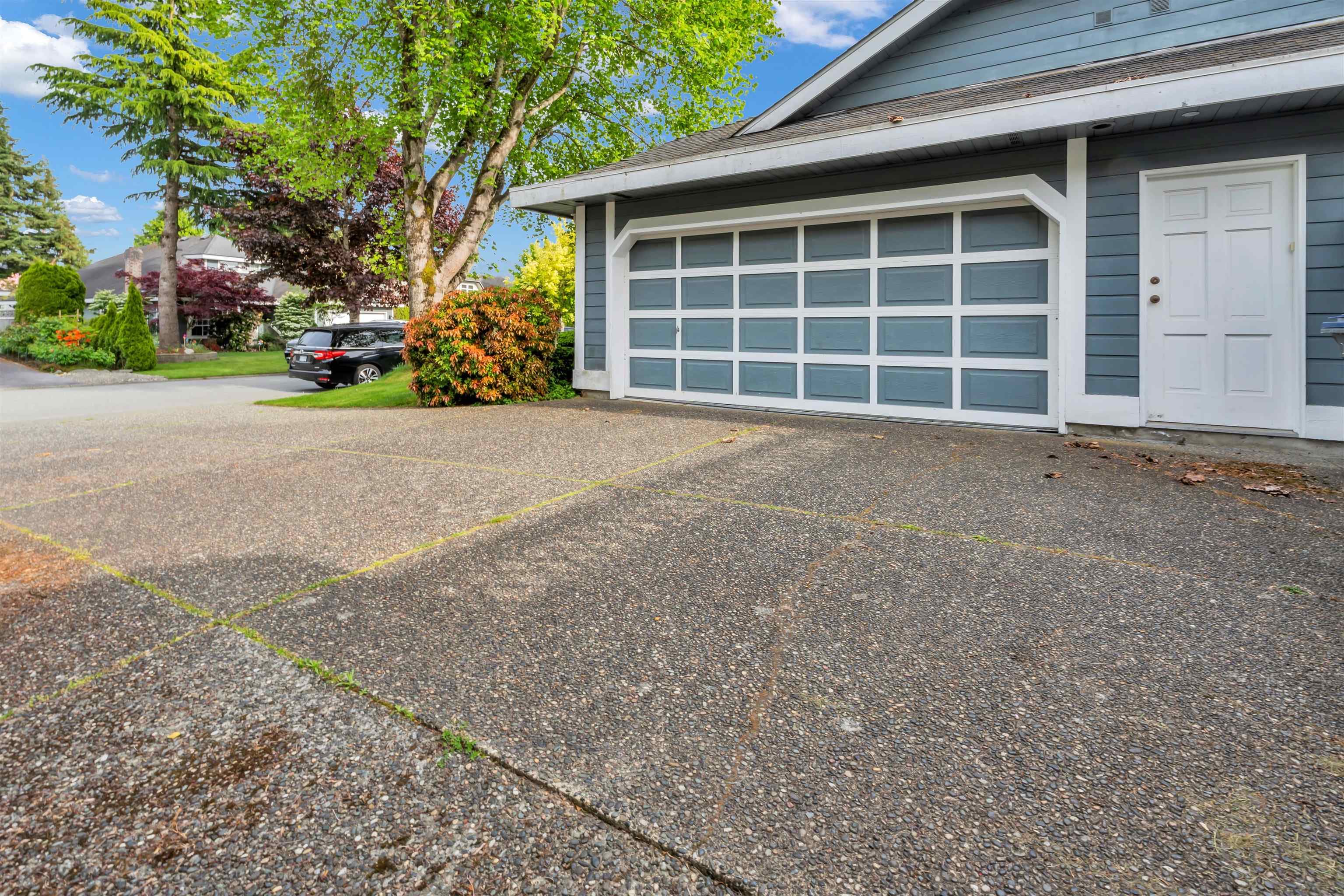 2151 148a Street, Surrey, V4A 8L7 — photo 3