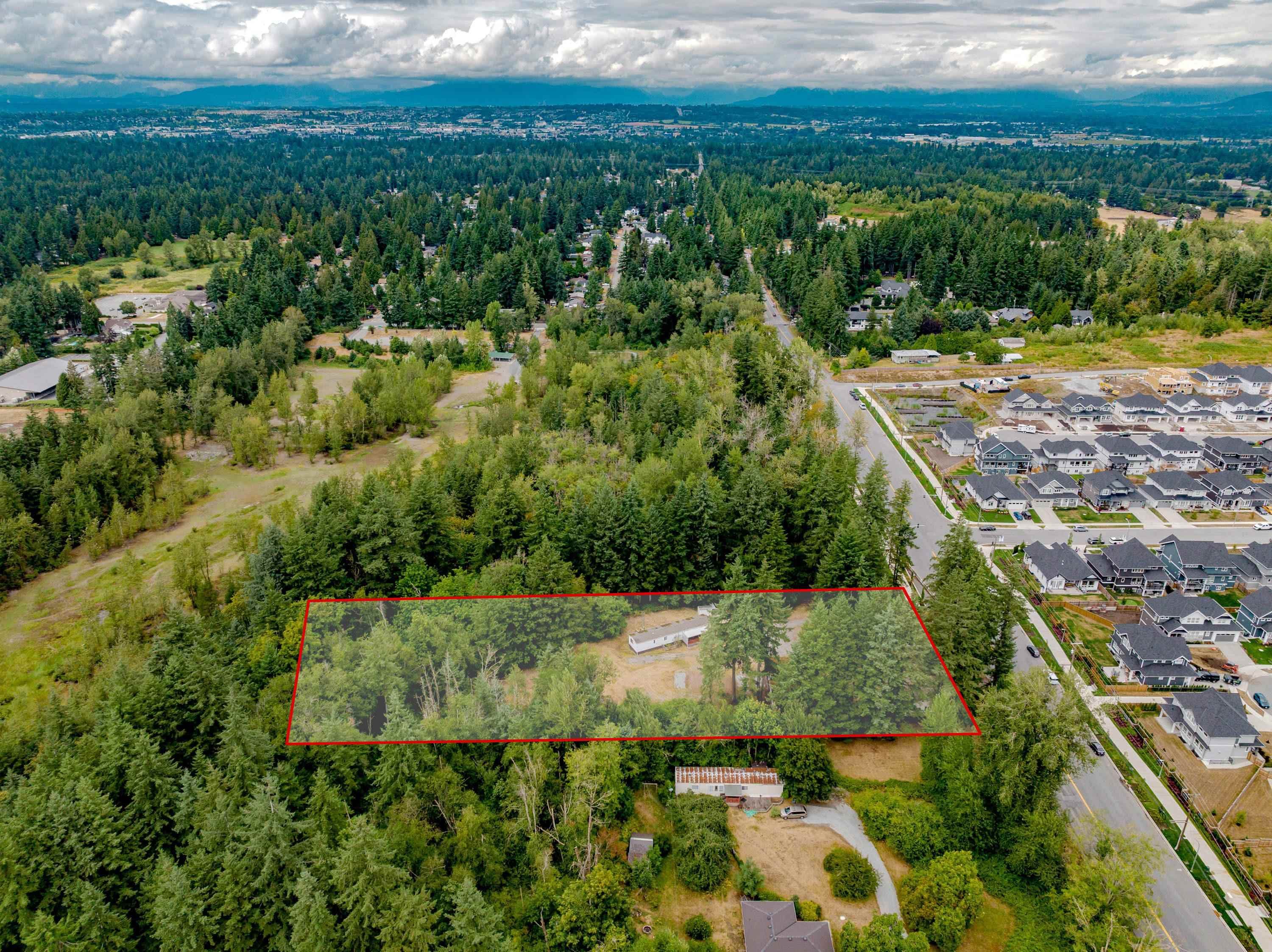 3381 208 Street, Langley, V2Z 2C5 — photo 2
