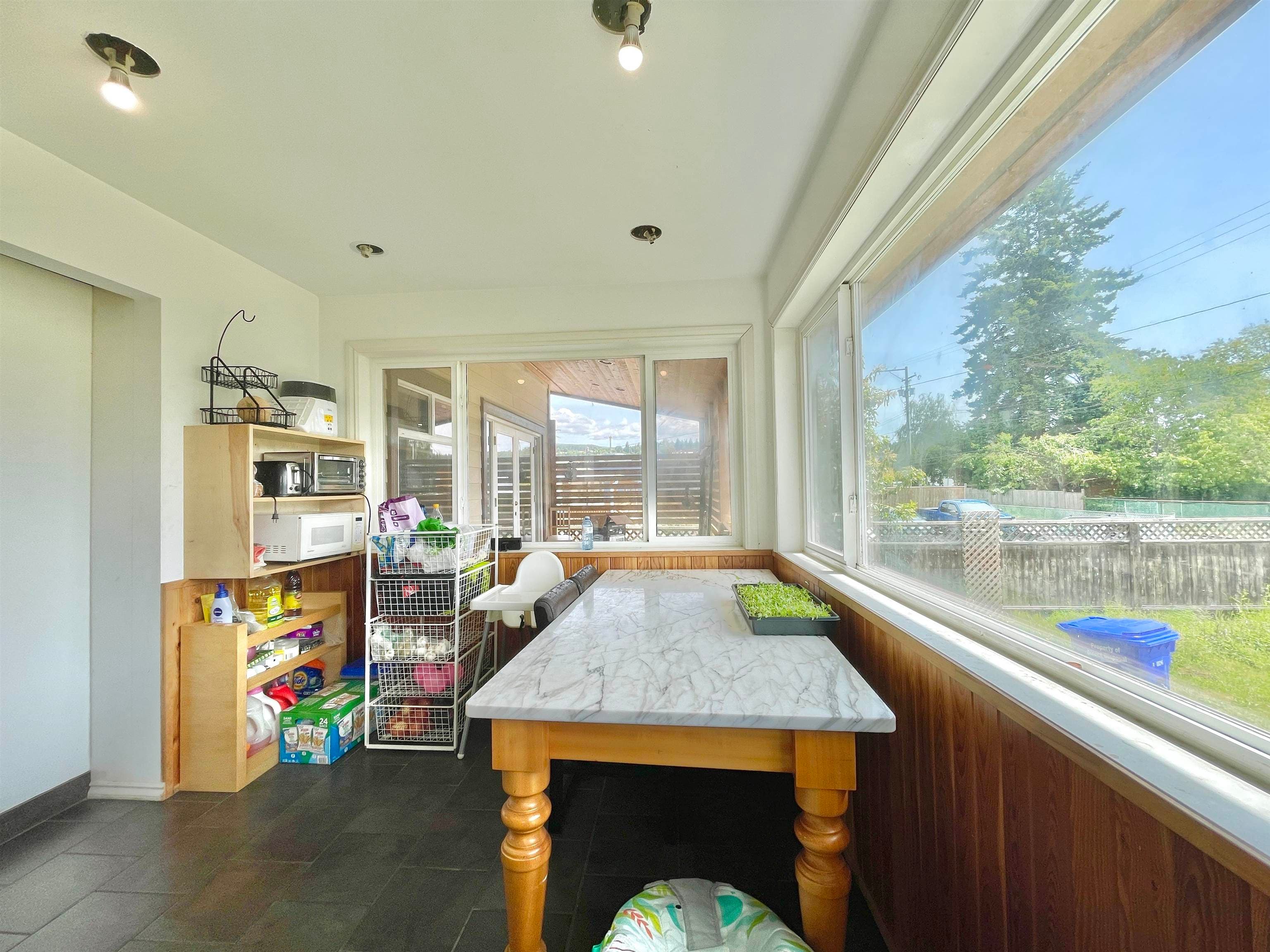 5693 Dolphin Street, Sechelt, V0N 3A0 — photo 3