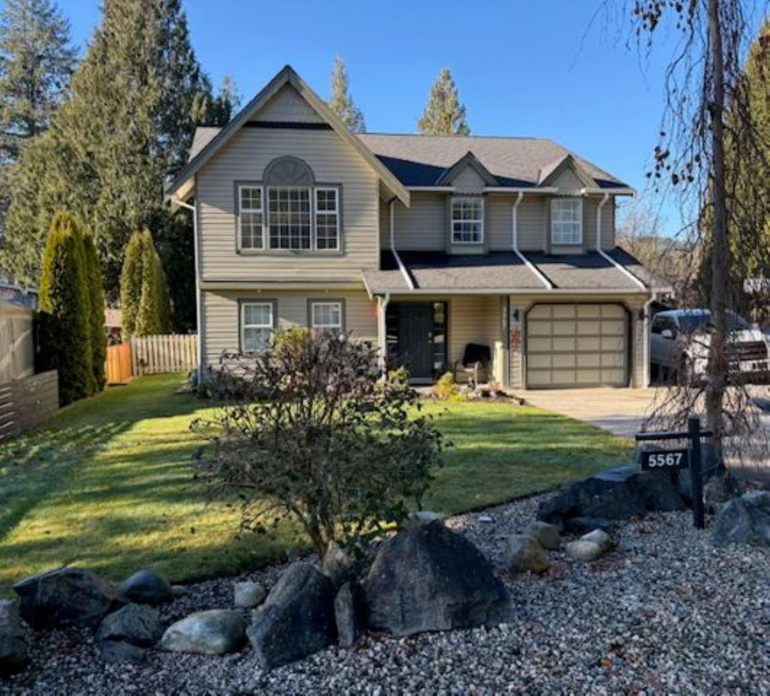 5567 Calli Place, Sechelt