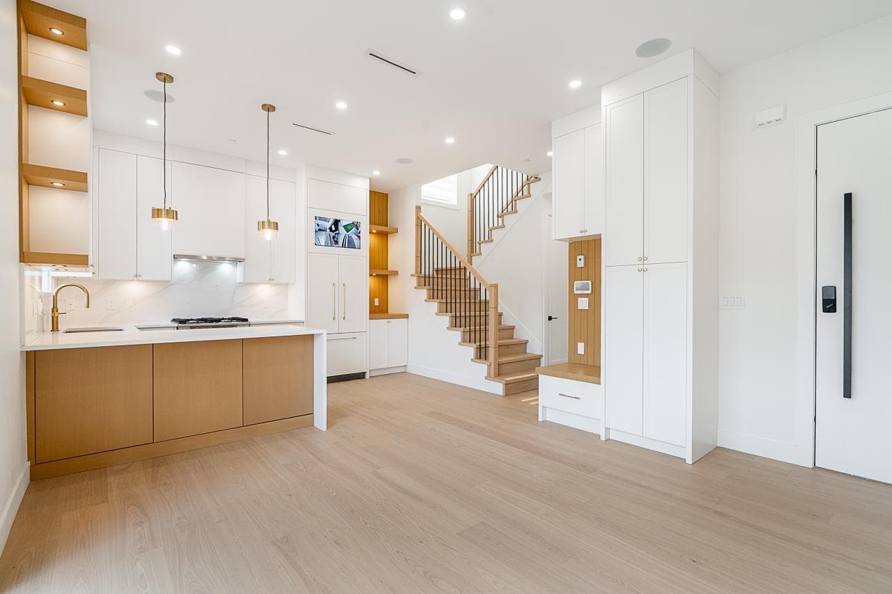 2 - 5304 Elgin Street, Vancouver, V5W 3J8 — photo 4